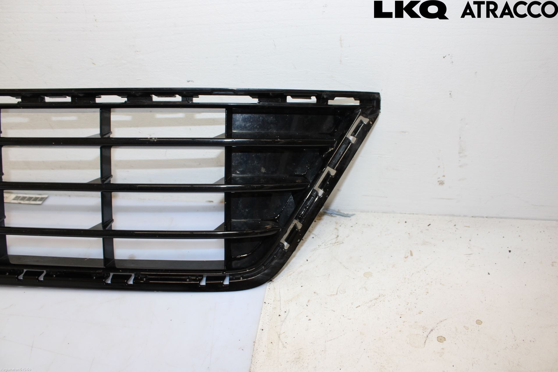 Volkswagen VW GOLF / E-GOLF VII 13-20 Grilldel Midt