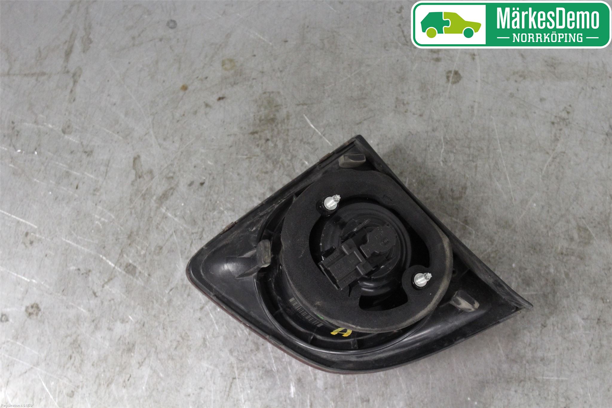 Volkswagen VW GOLF PLUS/CROSS GOLF 04-14 Baklykt Høyre  På Luke(Indre)