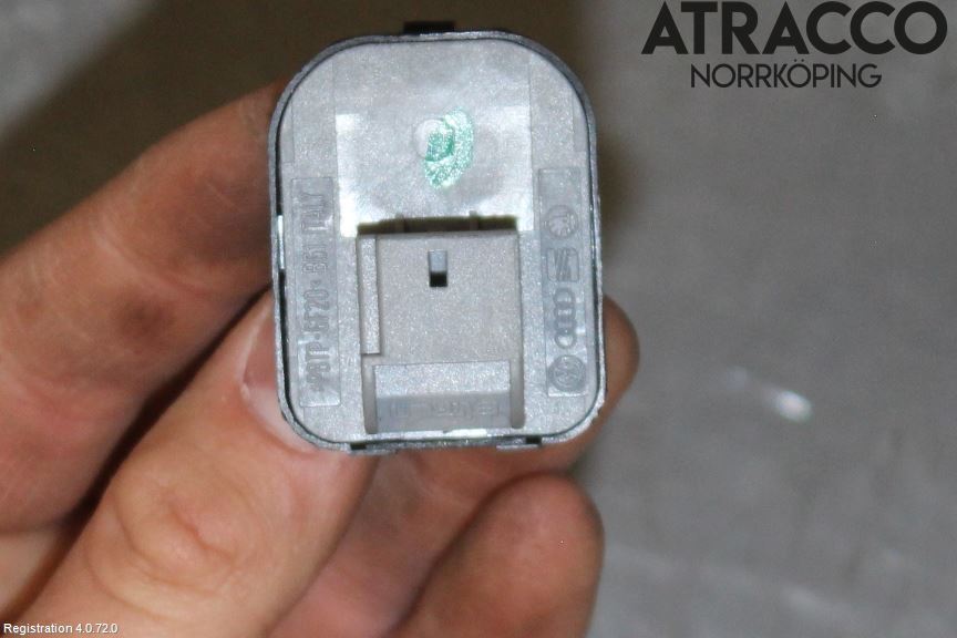Audi A4/S4 08-11 Bryter Speil