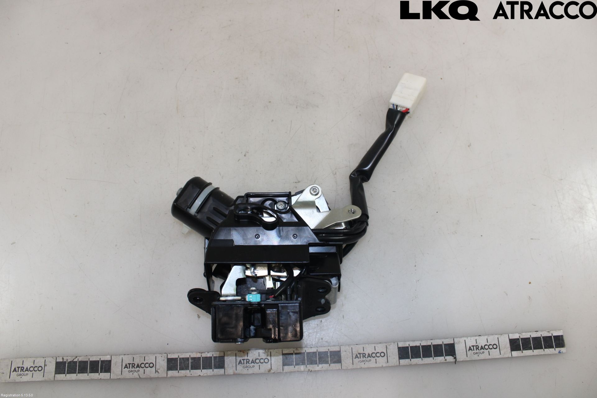 Lexus NX 300h 15-21 Bakluke-Lokk Låsekasse
