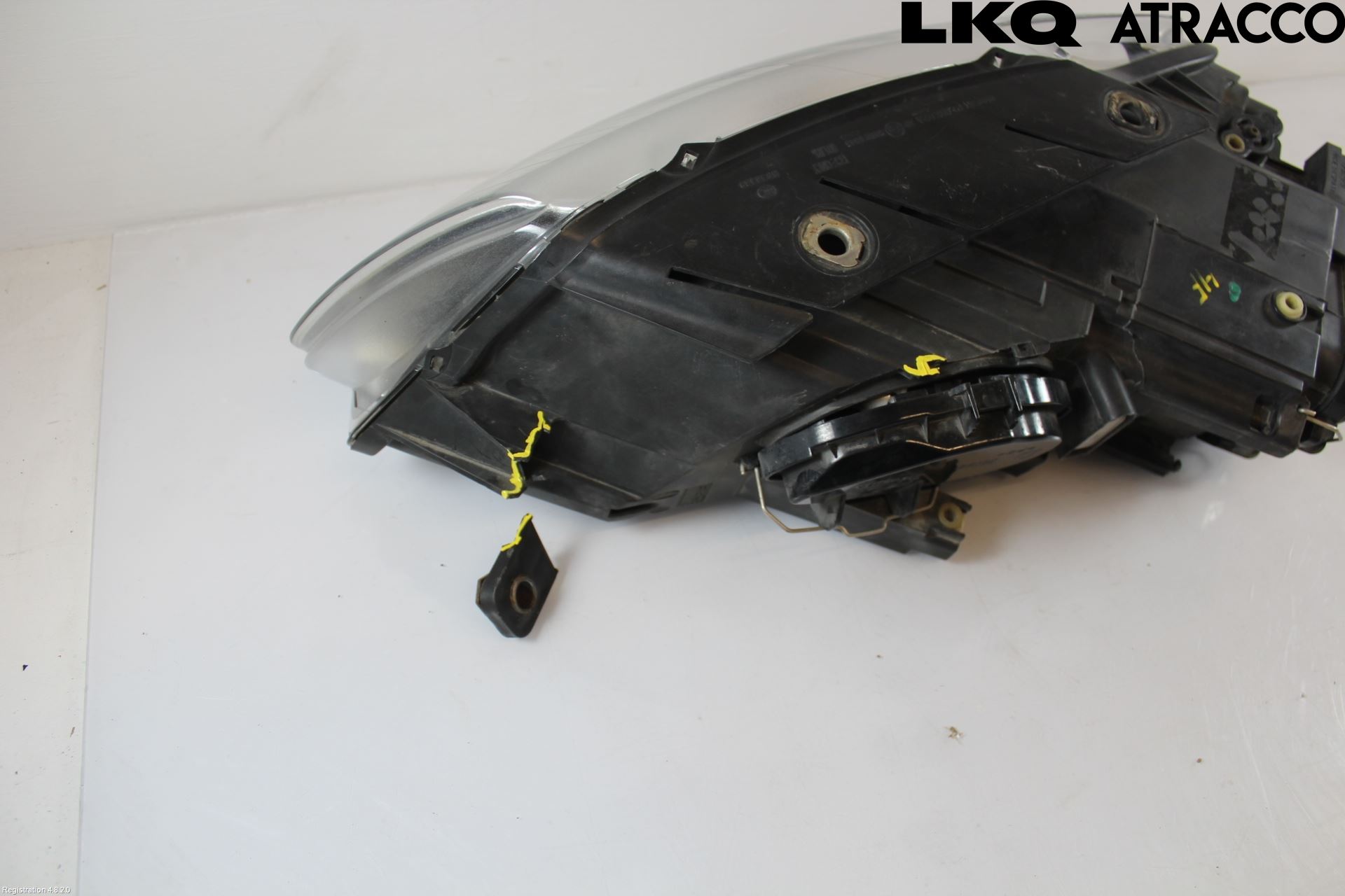 Volkswagen VW PASSAT 05-11 Frontlykt Høyre