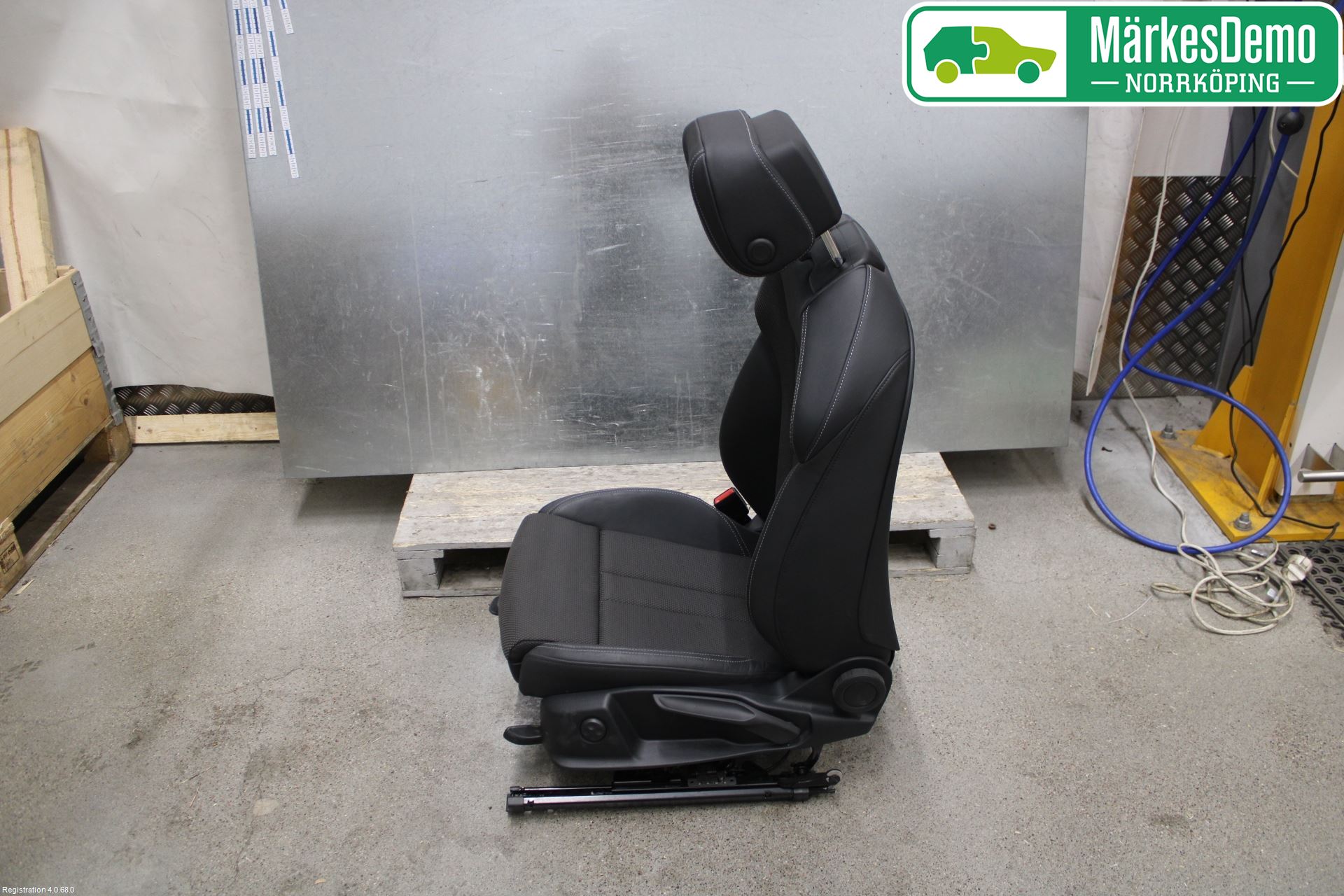 Audi A4/S4 B9 20- Innr Sete Foran Venstre