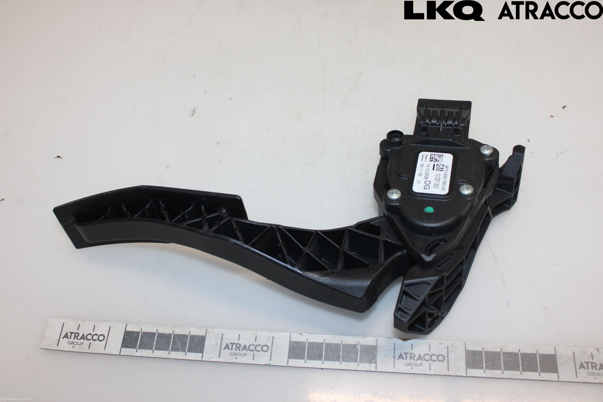 Opel INSIGNIA 09-16 Gasspedal