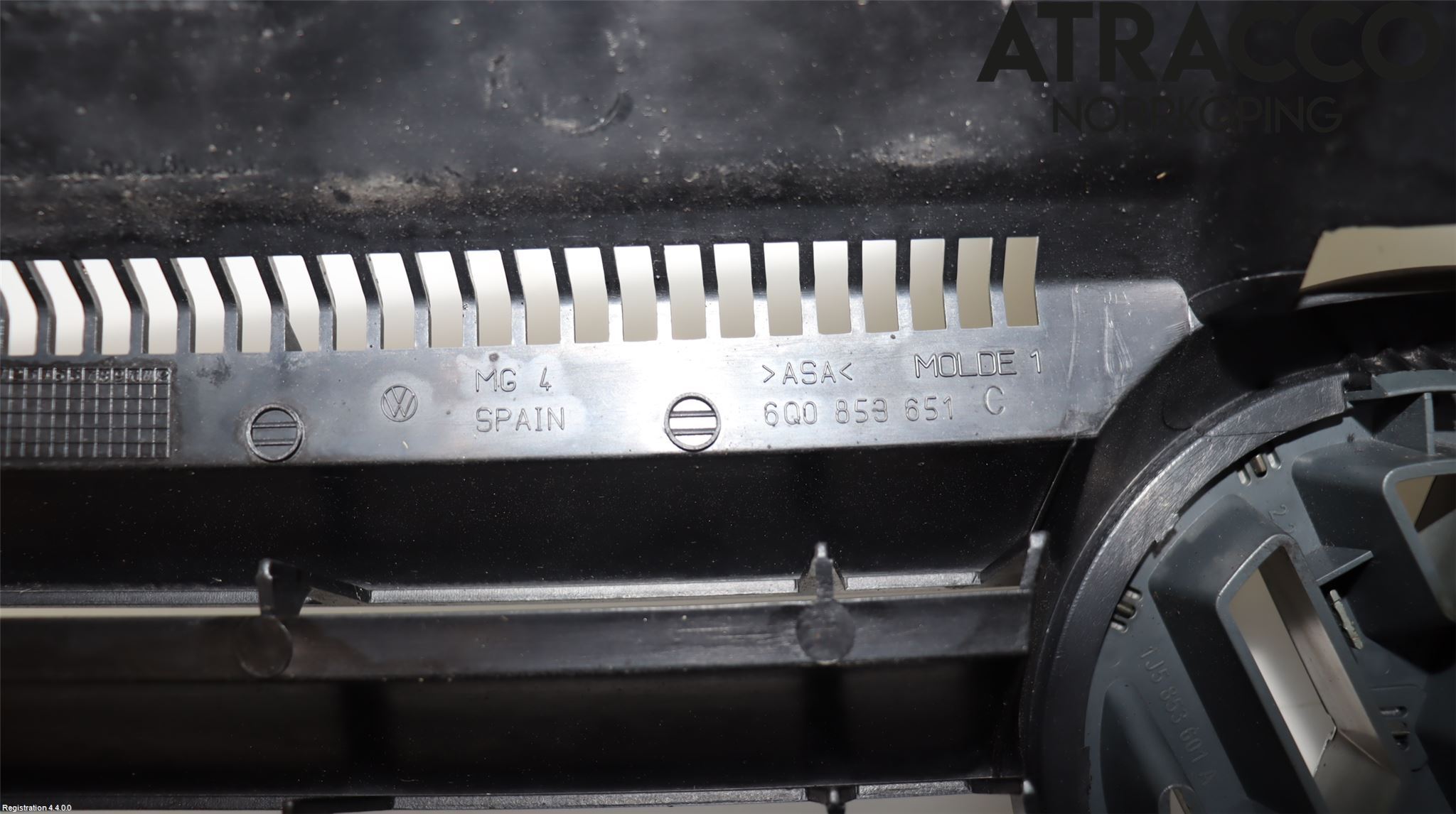 Volkswagen VW POLO 02-05 Grill Komplett
