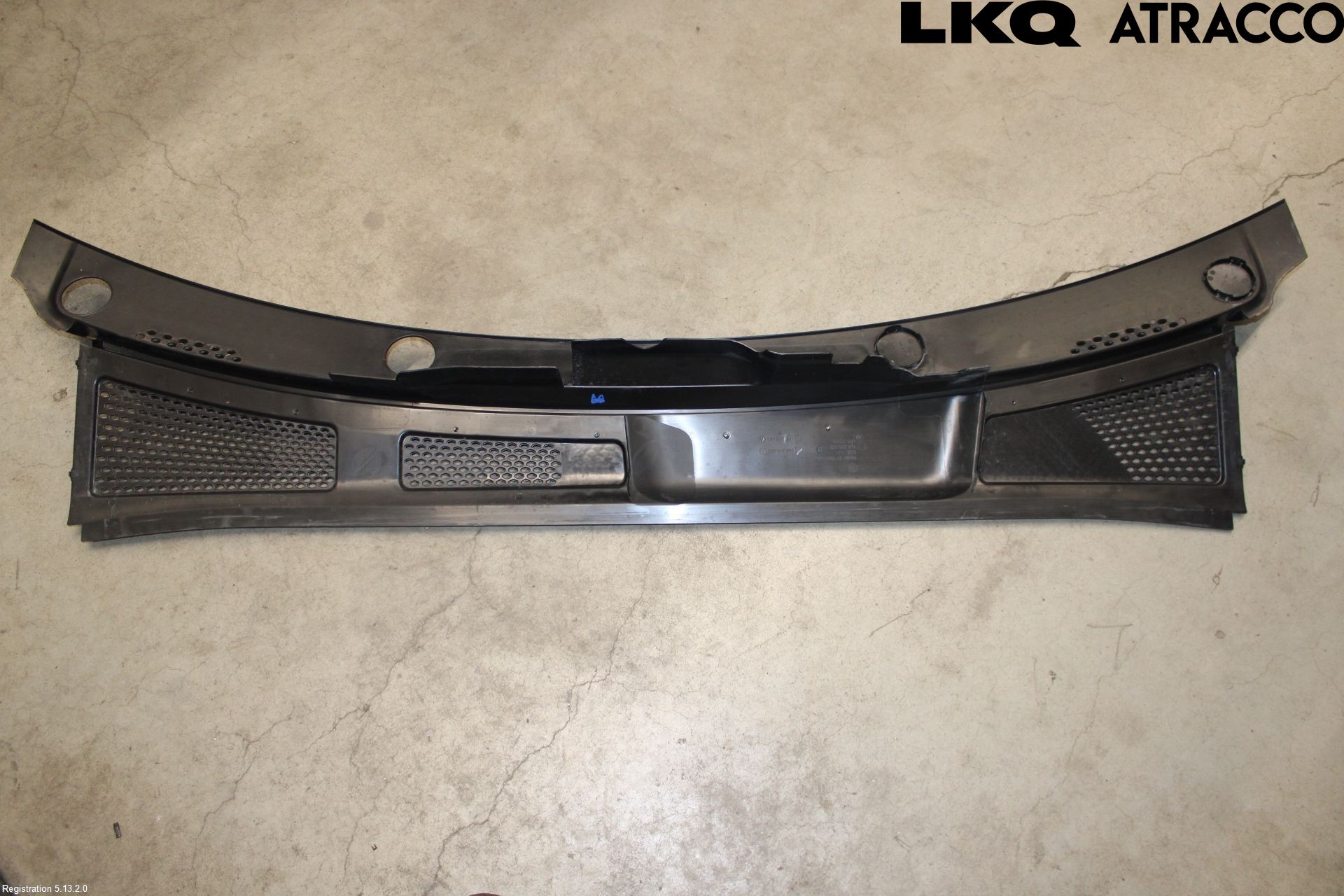Volkswagen VW ID.7/TOURER 24- Visker Deksel-Grill-Under Frr