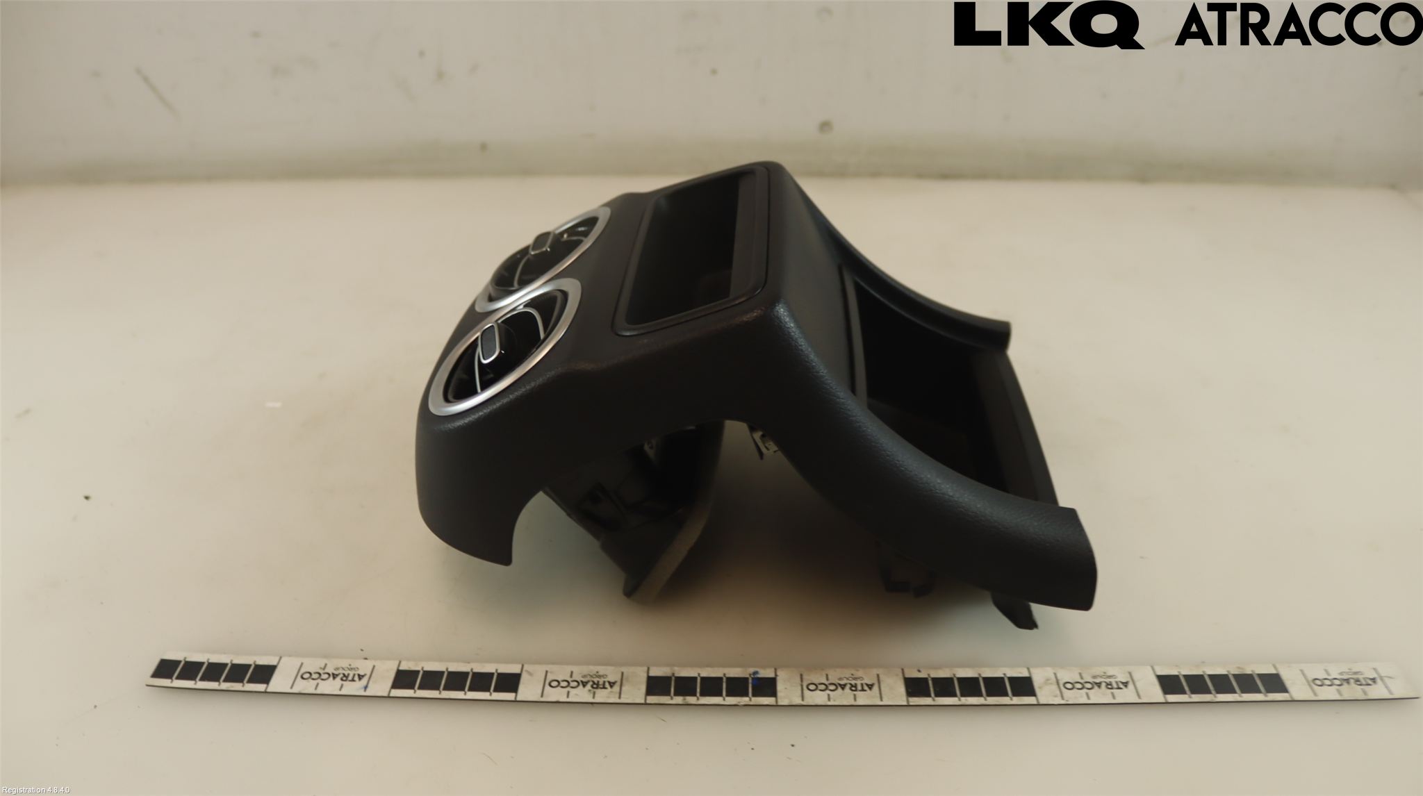 Mercedes-Benz MB C-KLASS (W206) 21- Instrumentkonsoll Midt