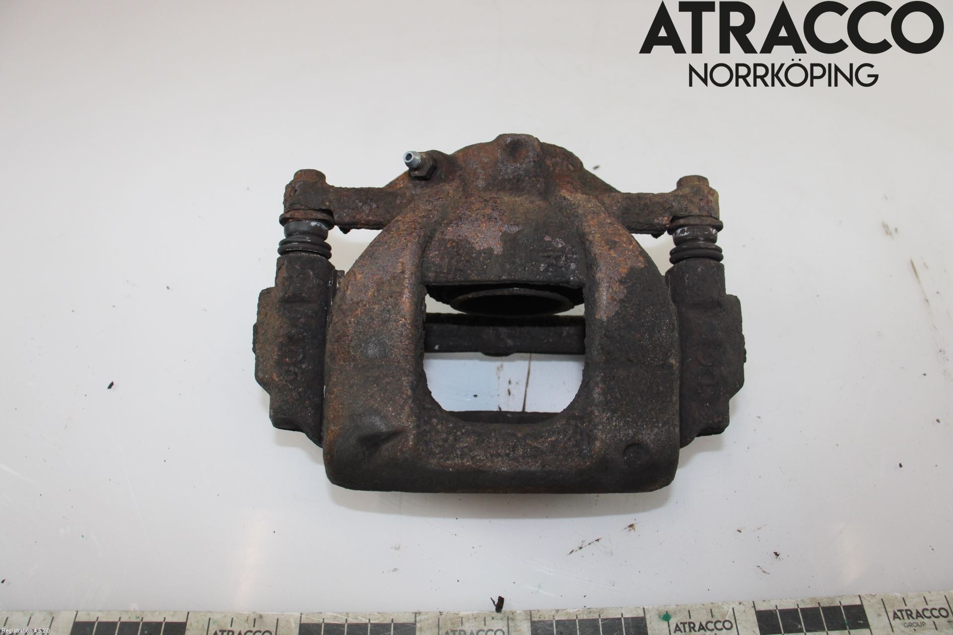 Toyota AVENSIS 09-15 Bremsecaliper Foran Venstre