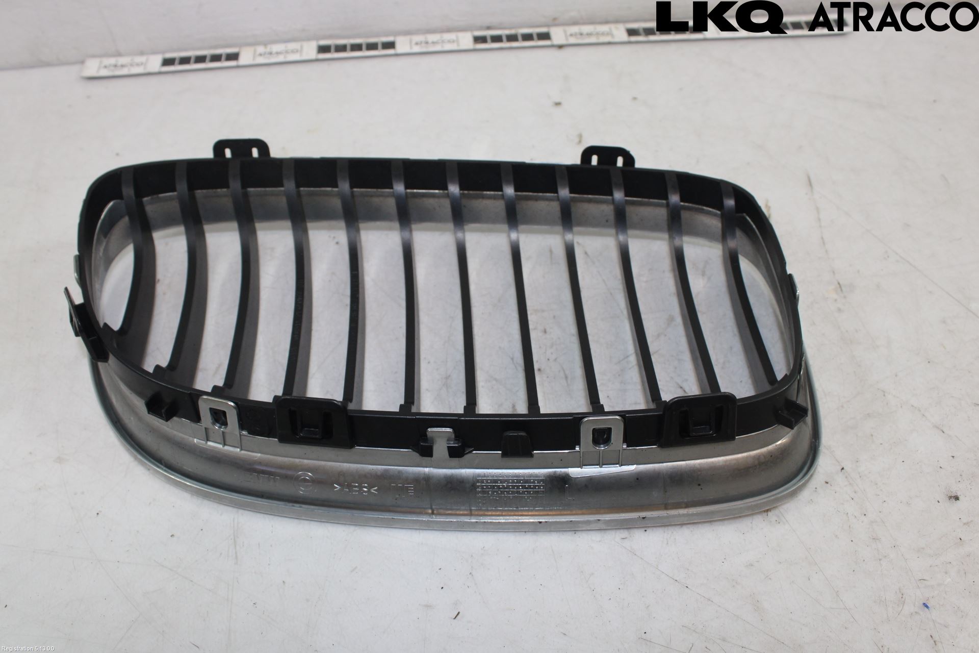 BMW 3 E90/91 SED/TOU 05-12 Grilldel Venstre