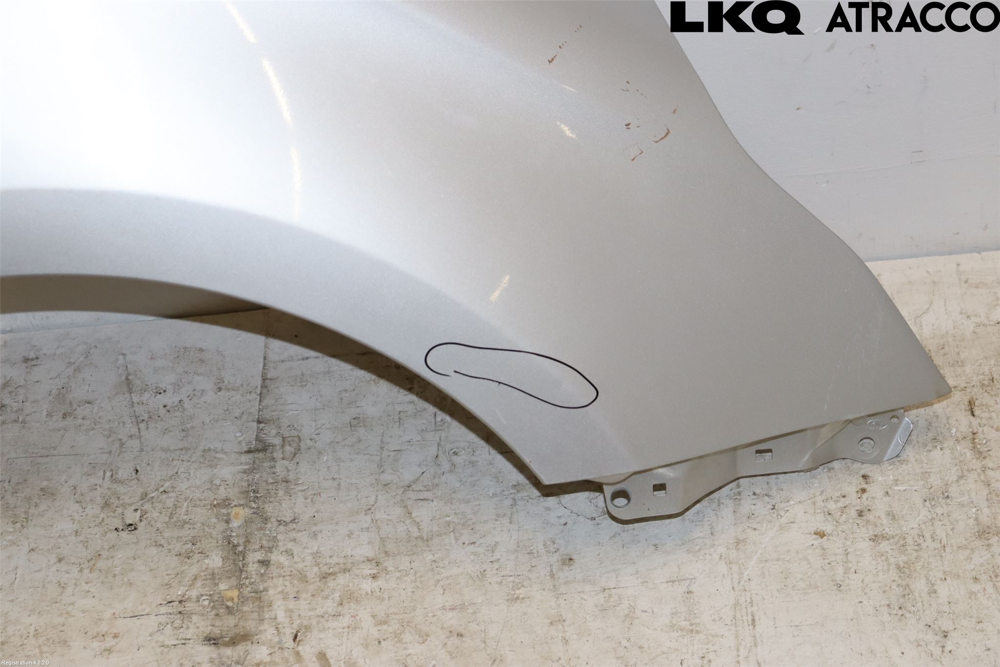 Kia CARENS III 13-19 Skjerm Foran Høyre