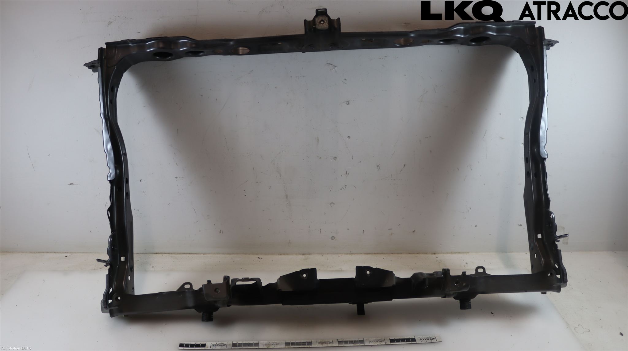 Lexus CT 200h Radiator Feste - Ramme - Bjelk
