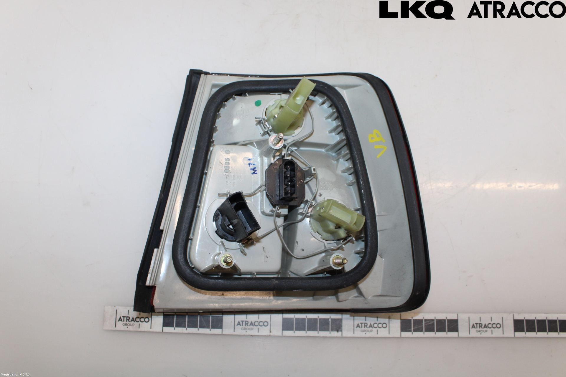 BMW 5 E34      88-96 Baklykt Venstre