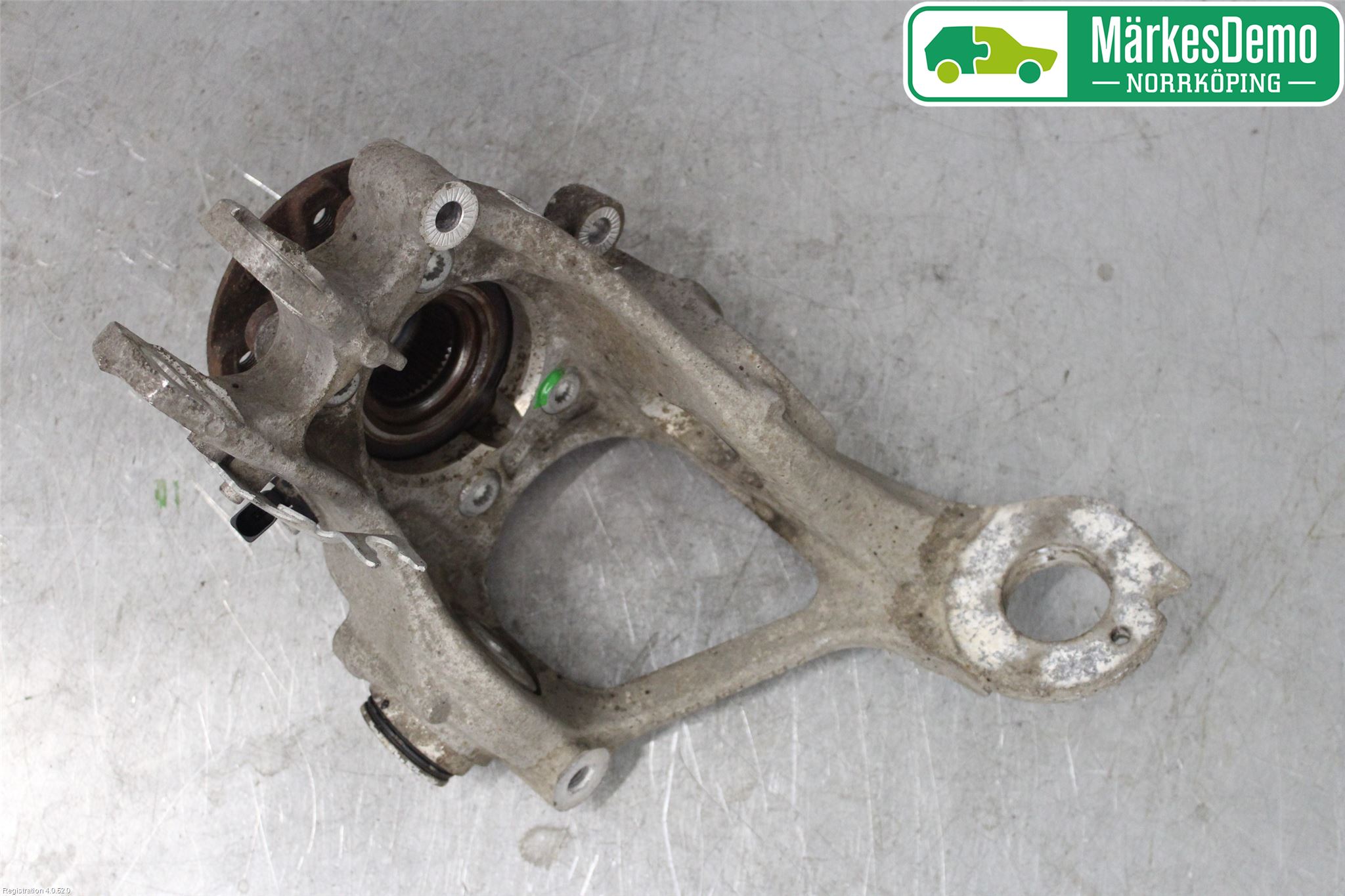 Audi A6/S6 4G 11-18 Spindel Vb
