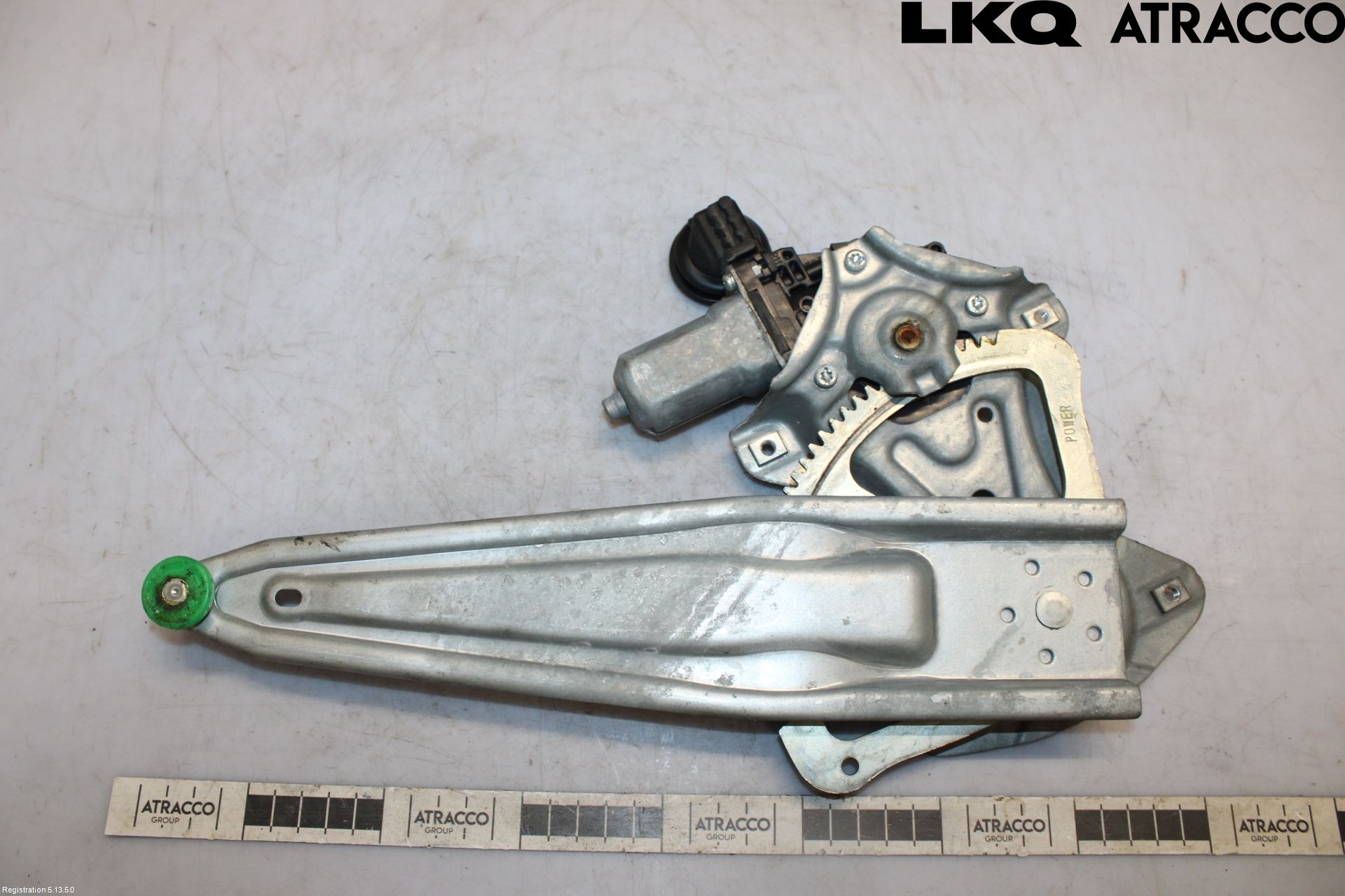 Toyota AURIS 07-09 Vindusheis El Komp