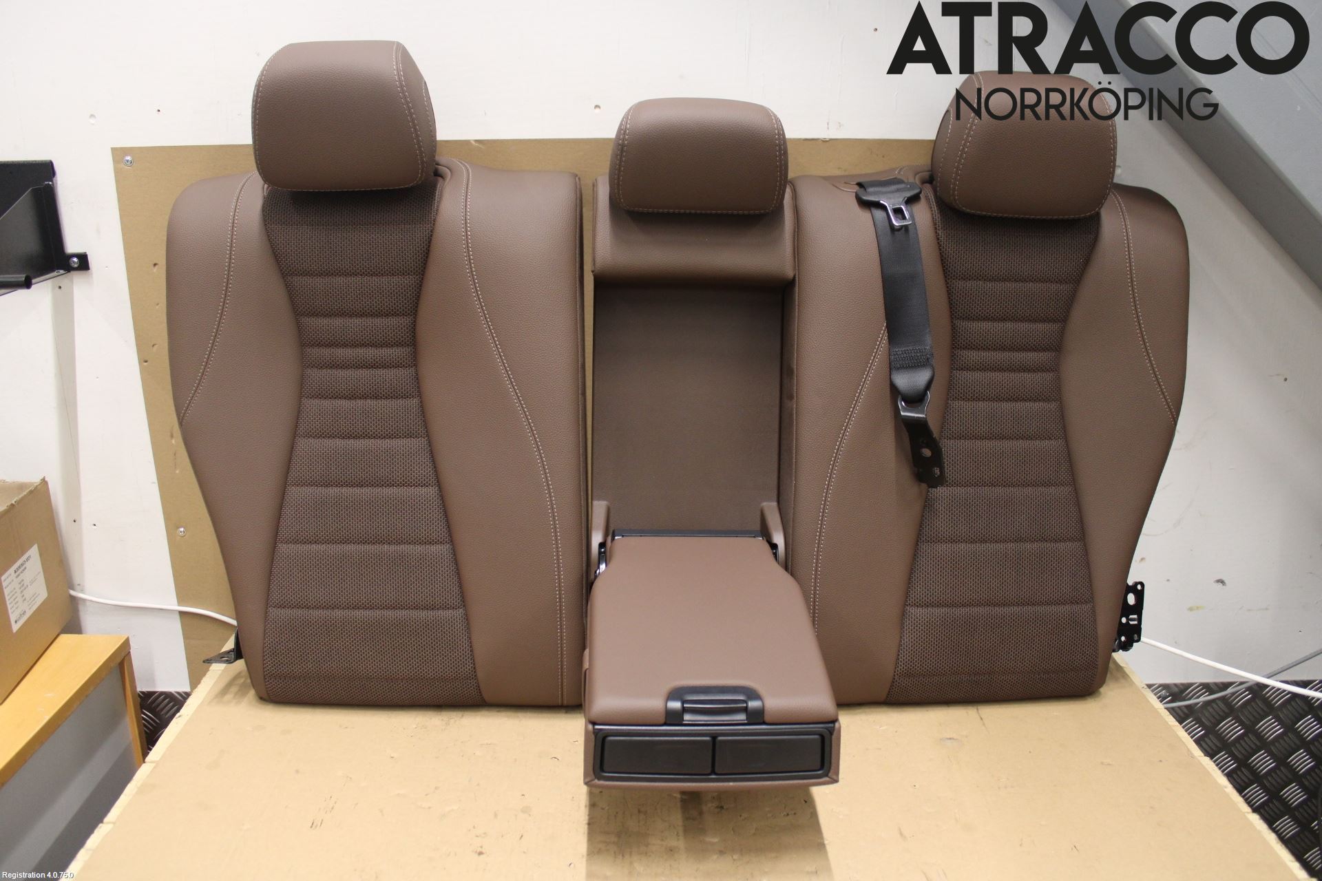 Mercedes-Benz MB E-KLASS (W213) 16-23 Innr Sete Baksete Kompl