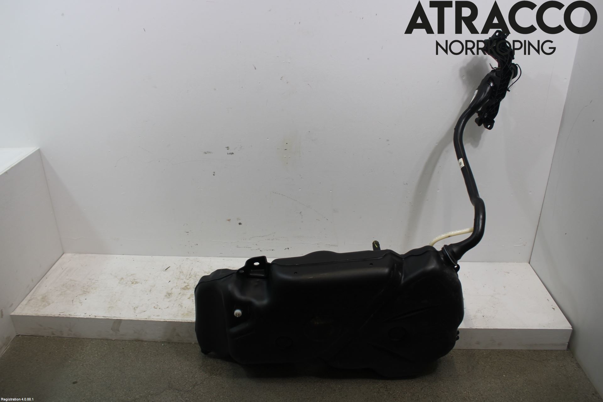 Audi Q3 F3 19- Drivstofftank Innsprøytning