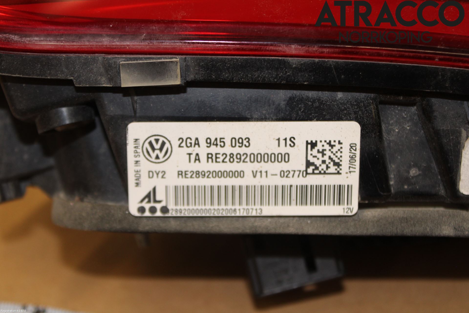 Volkswagen VW T-ROC 18- Baklykt Venstre  På Luke(Indre