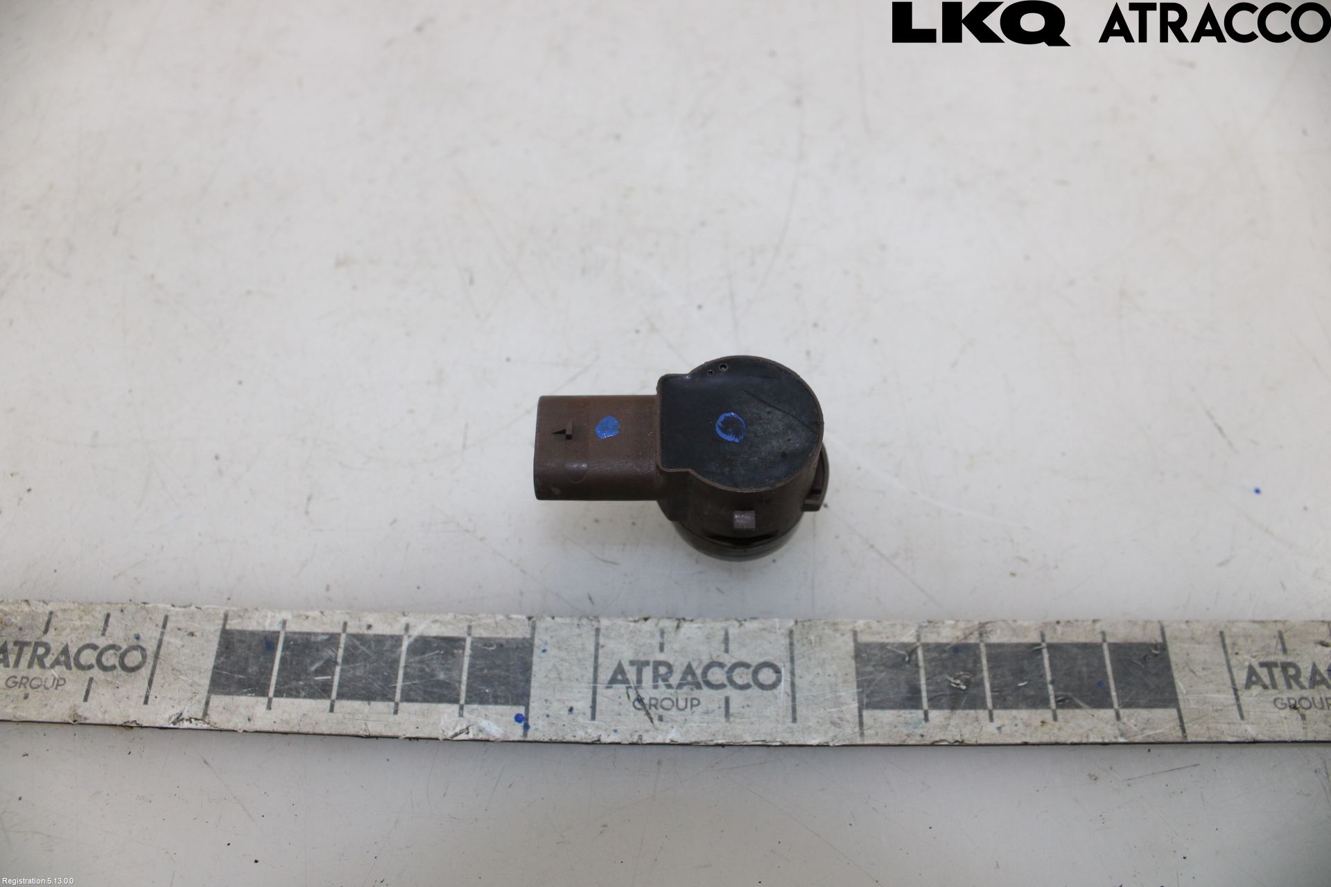 Tesla MODEL X 16- Sensor Parkering Front