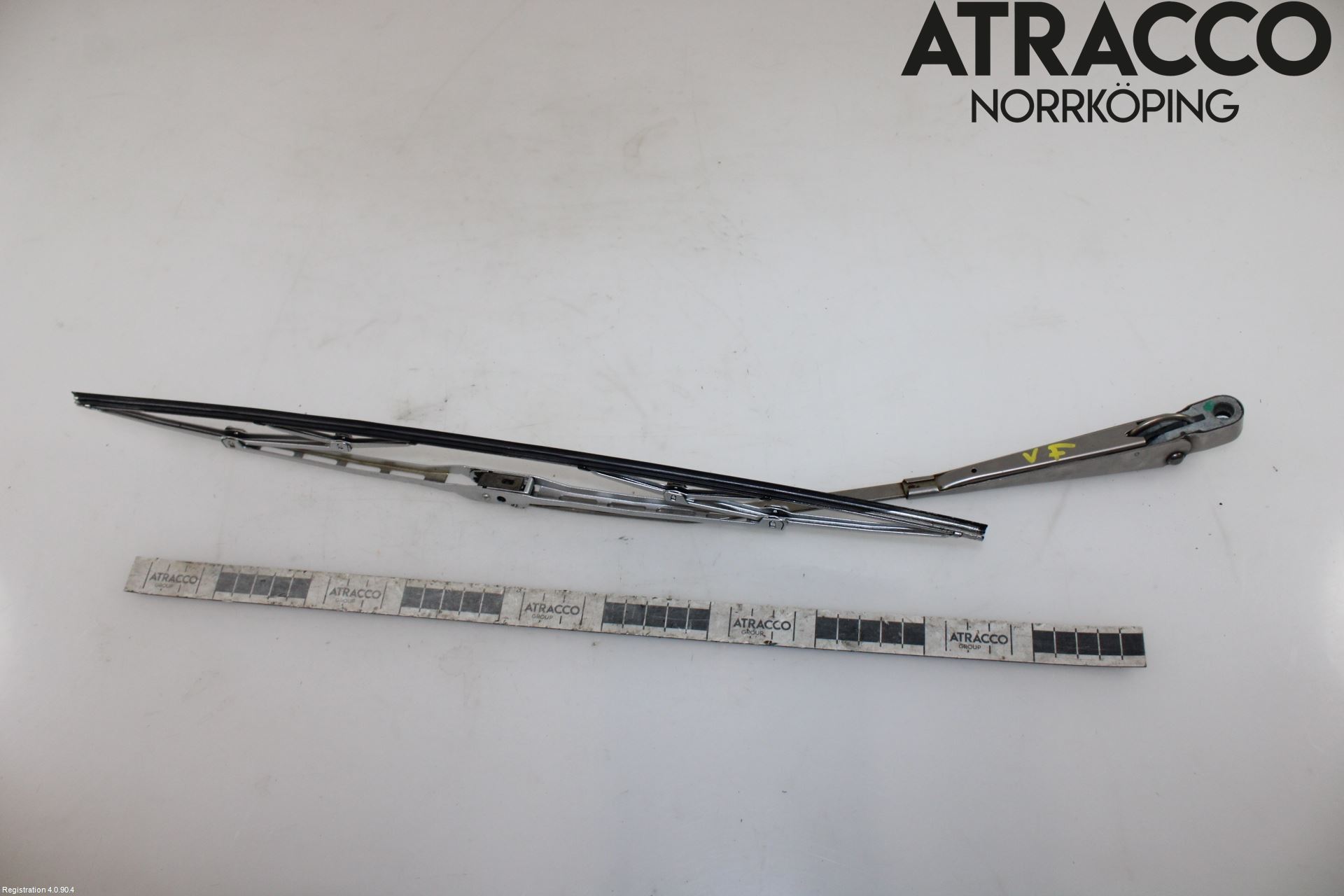 Mercedes-Benz MB COMPAKT  (W115) 68-76 Viskerarm-Armer Frontrute