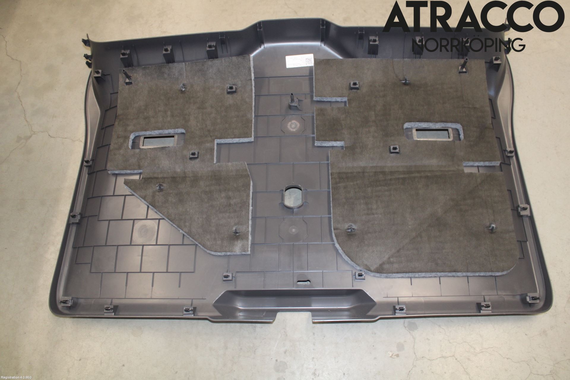 Volkswagen VW TRANSP/CARAVELLE (T7) 22-24 Innr Bakluketrekk