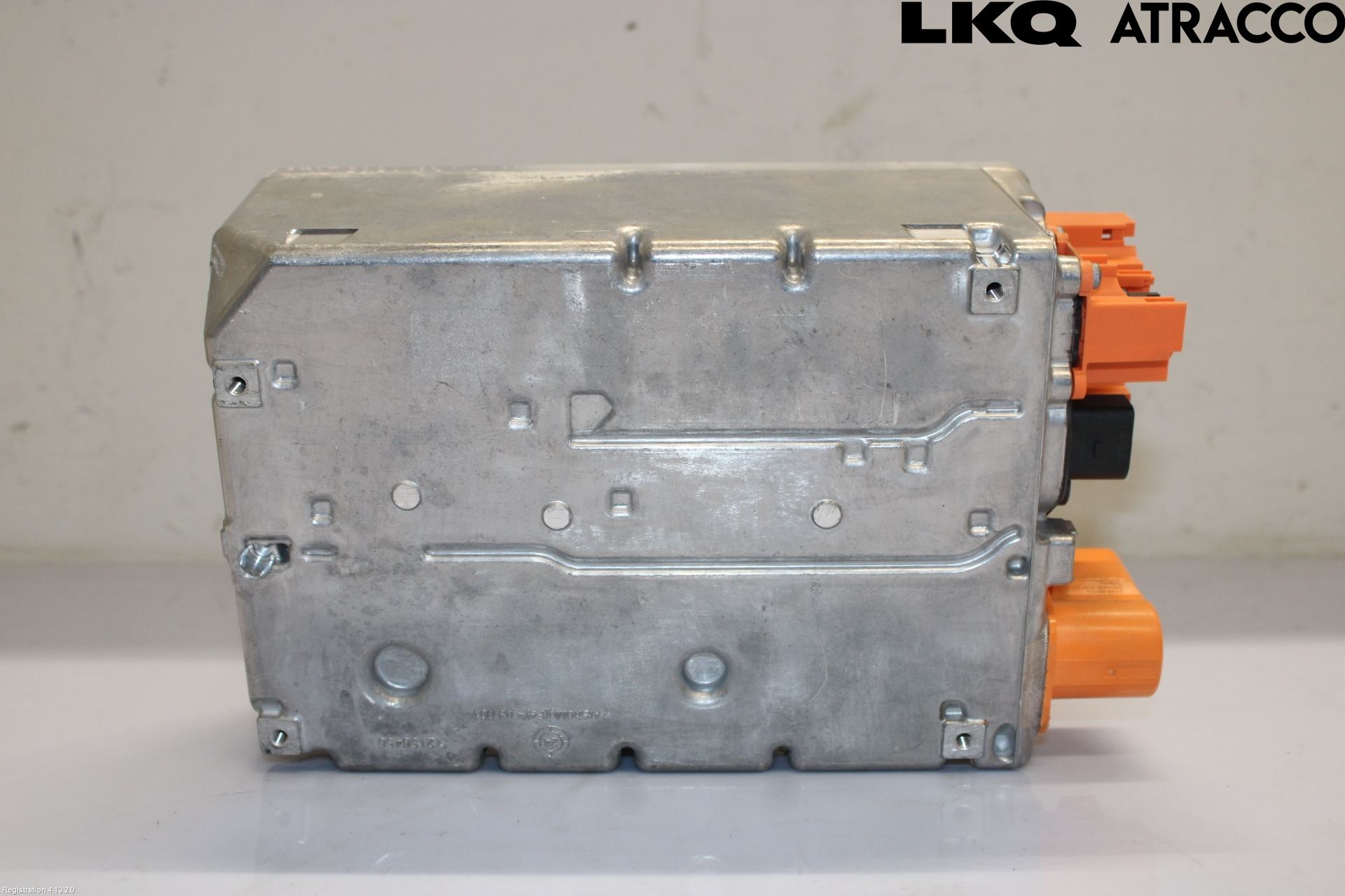 Volkswagen VW PASSAT 24- Batterilader Hybrid