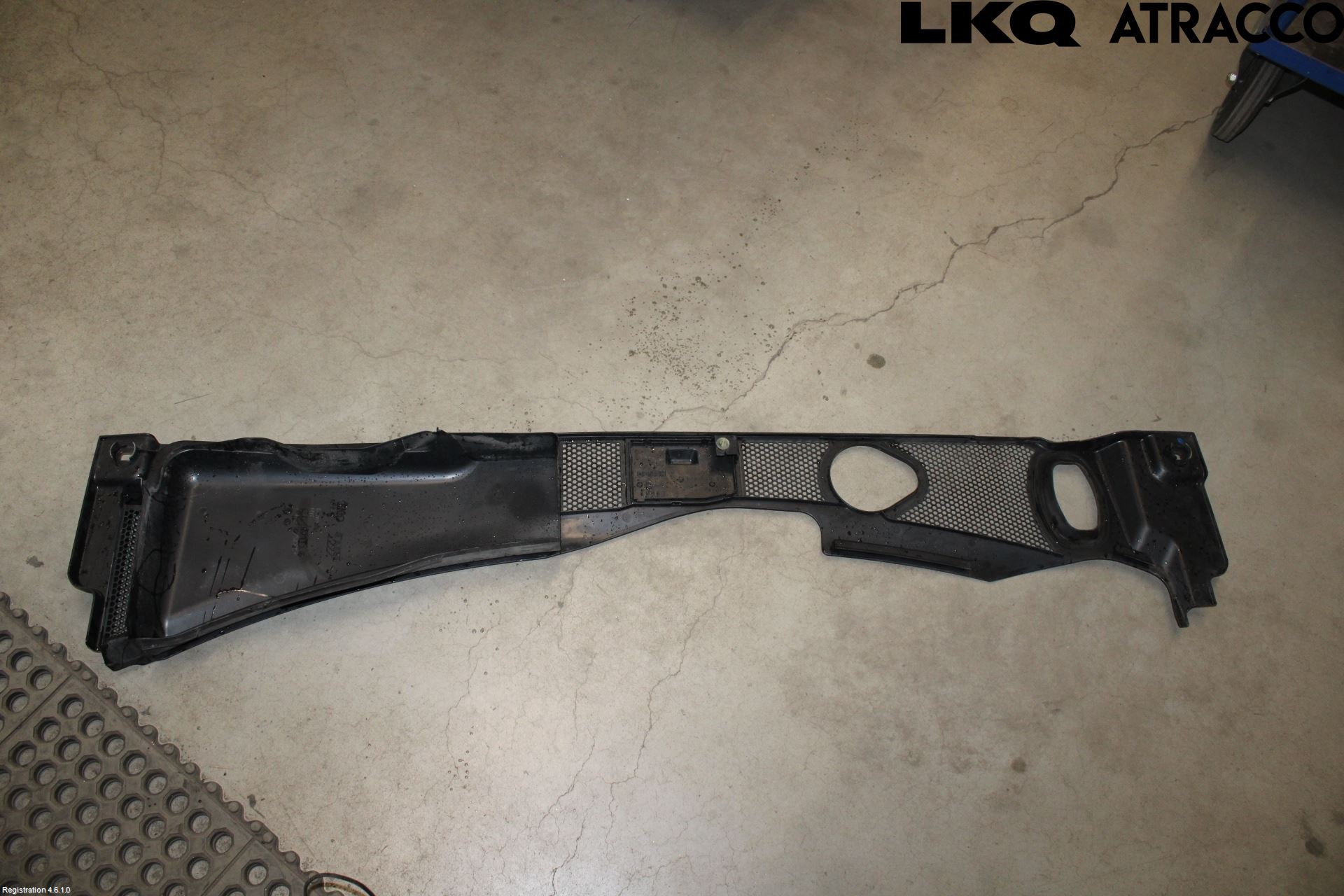 Audi A4/S4 08-11 Visker Deksel-Grill-Under Frr