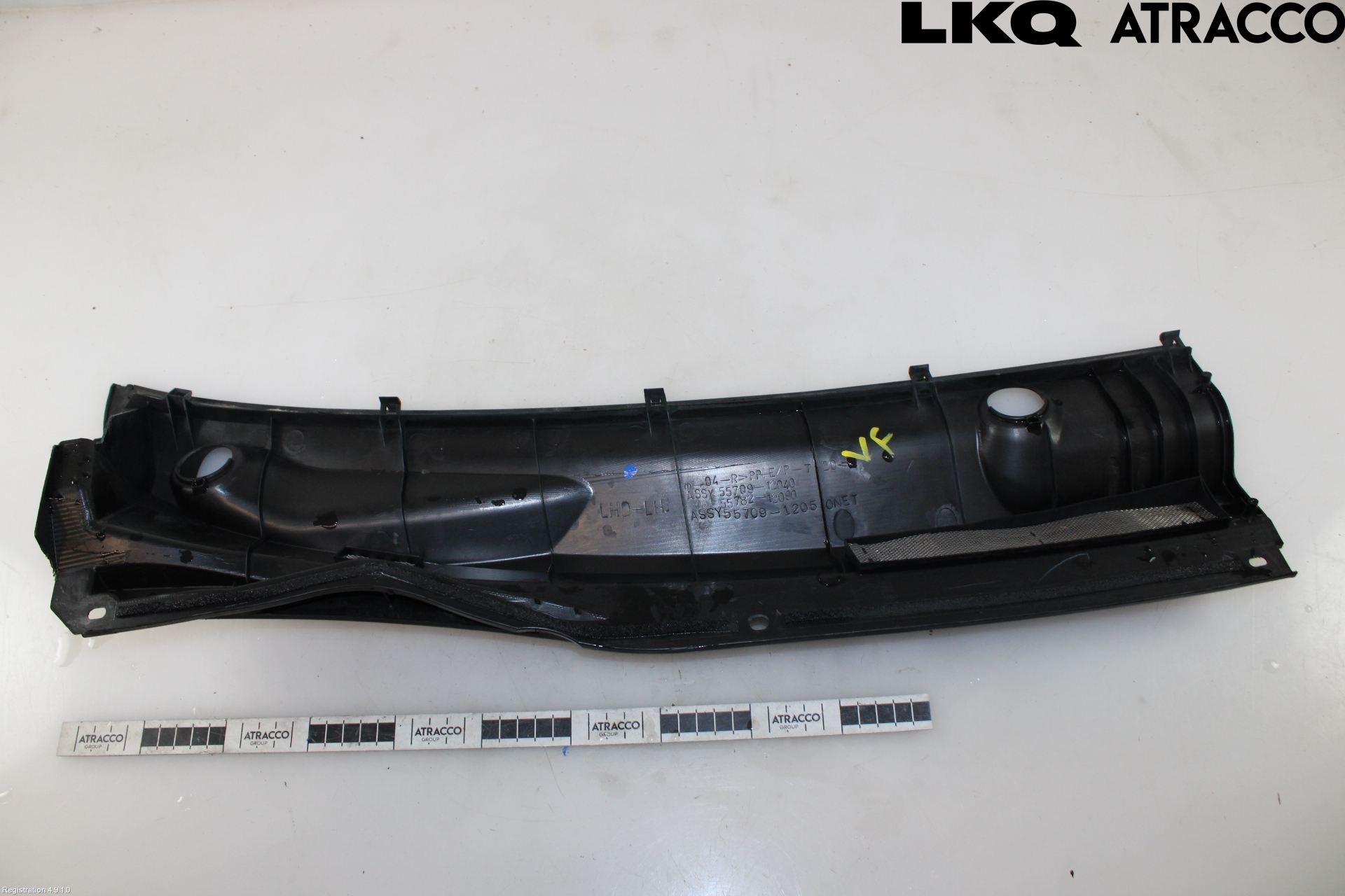 Toyota COROLLA 02-07 Visker Deksel-Grill-Under Frr