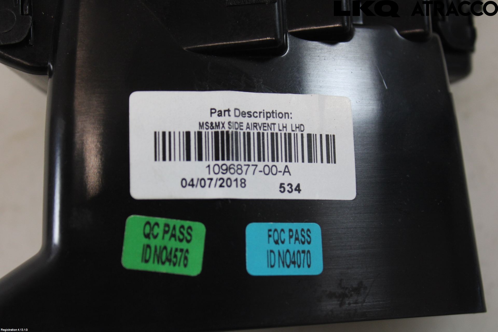 Tesla MODEL X 16- Dashbord Kanal - Dyse