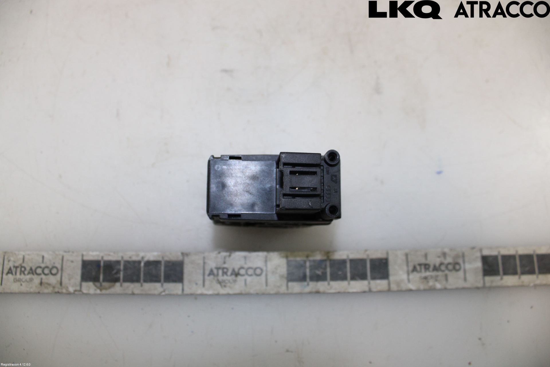 Audi A4 12-15 Bryter Parkeringsbrems