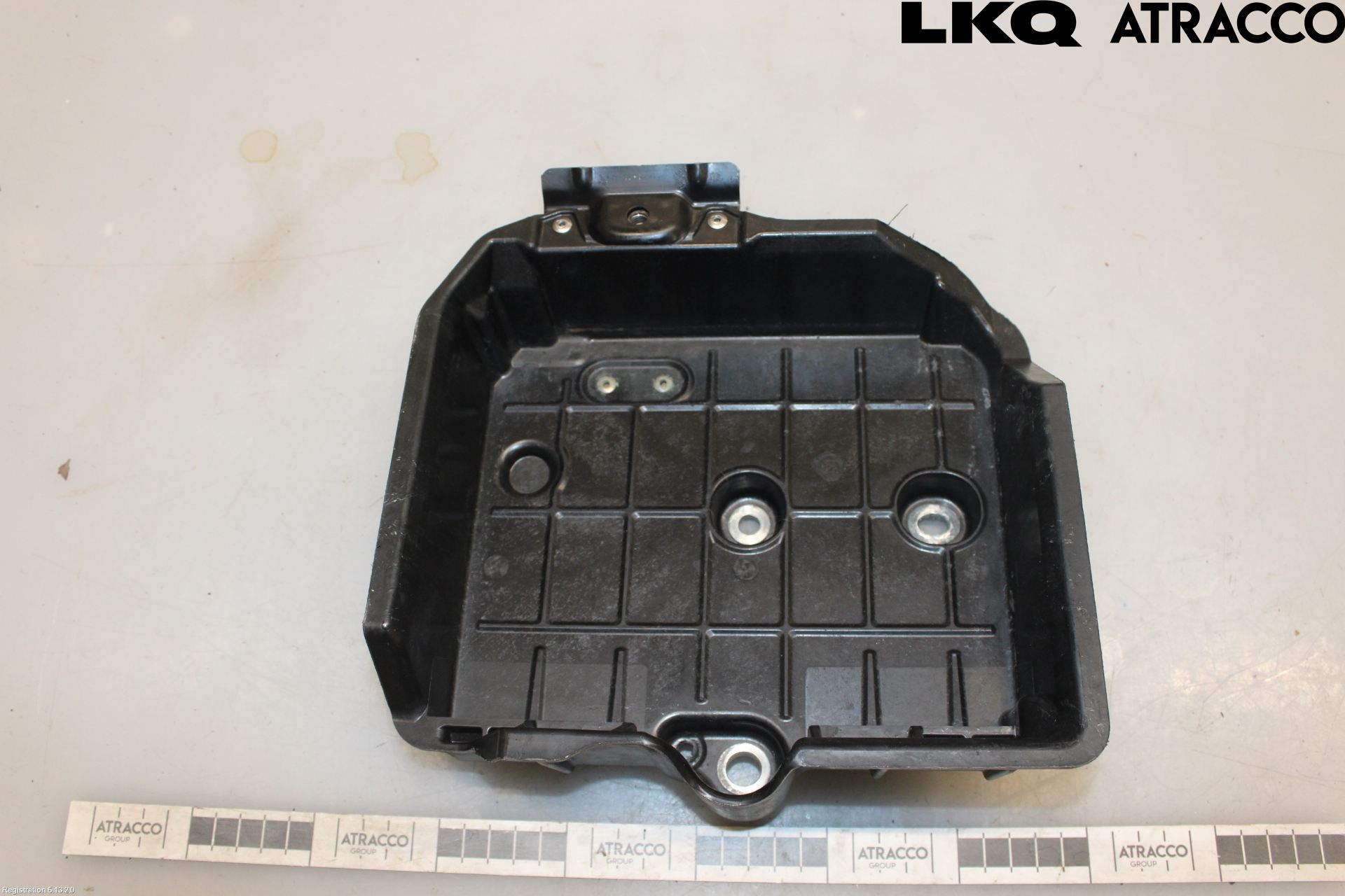 Toyota COROLLA 19- Batterikasse - Feste - Holder