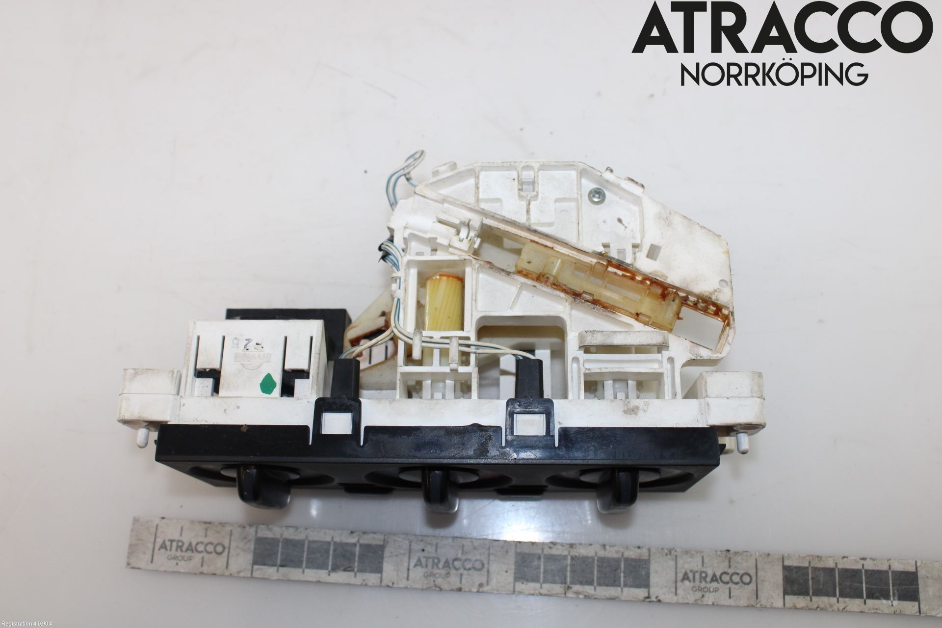 Nissan ALMERA    96-00 Varmeapparat Panel(Regulering)