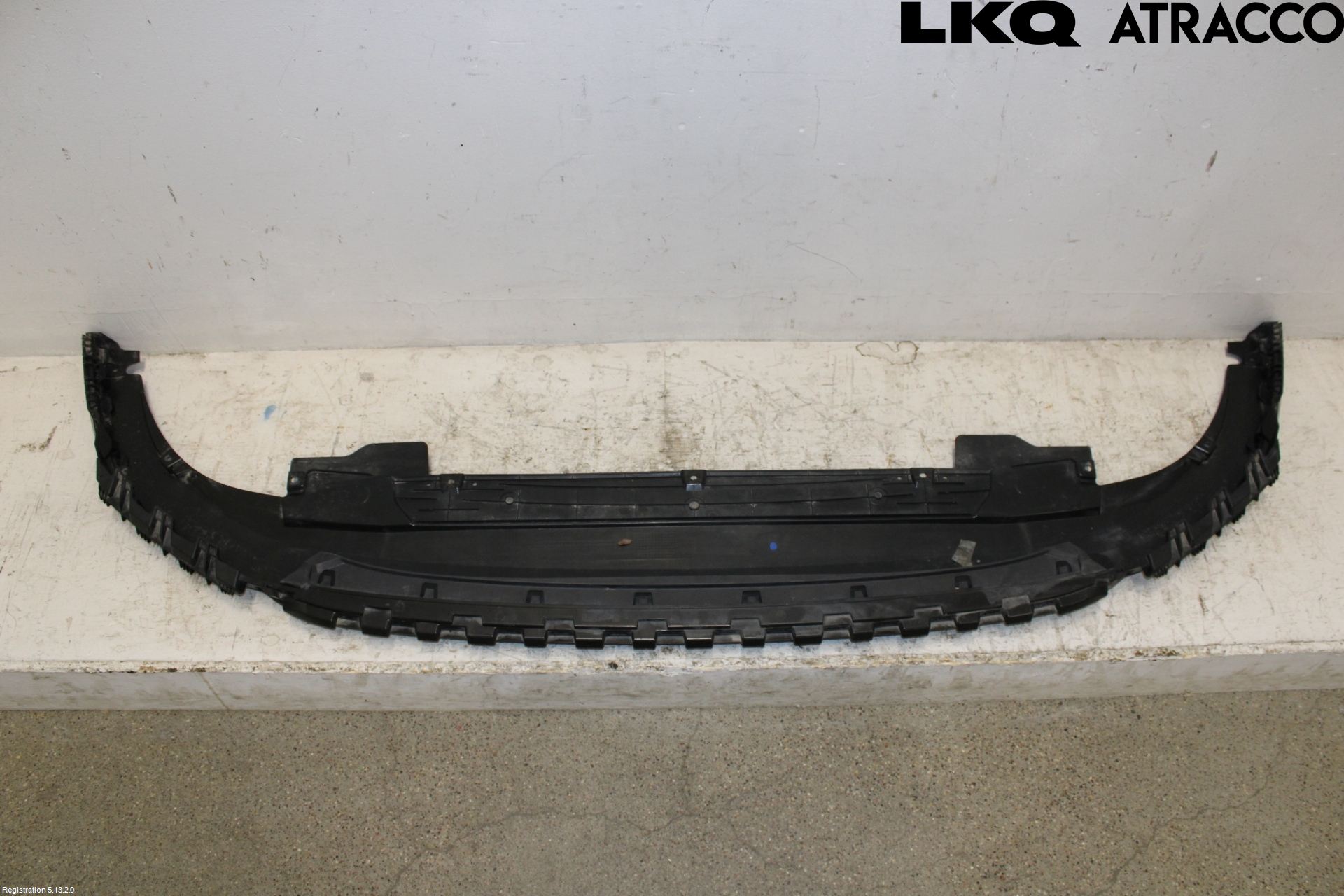 Volkswagen VW GOLF / E-GOLF VIII 20- Spoiler Foran
