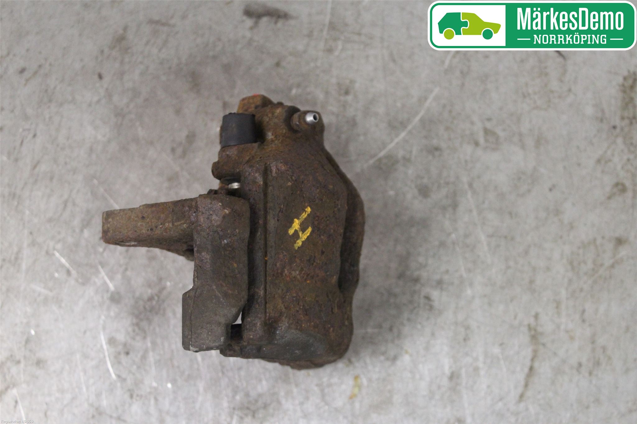 Volkswagen VW PASSAT 11-14 Bremsecaliper Foran Høyre