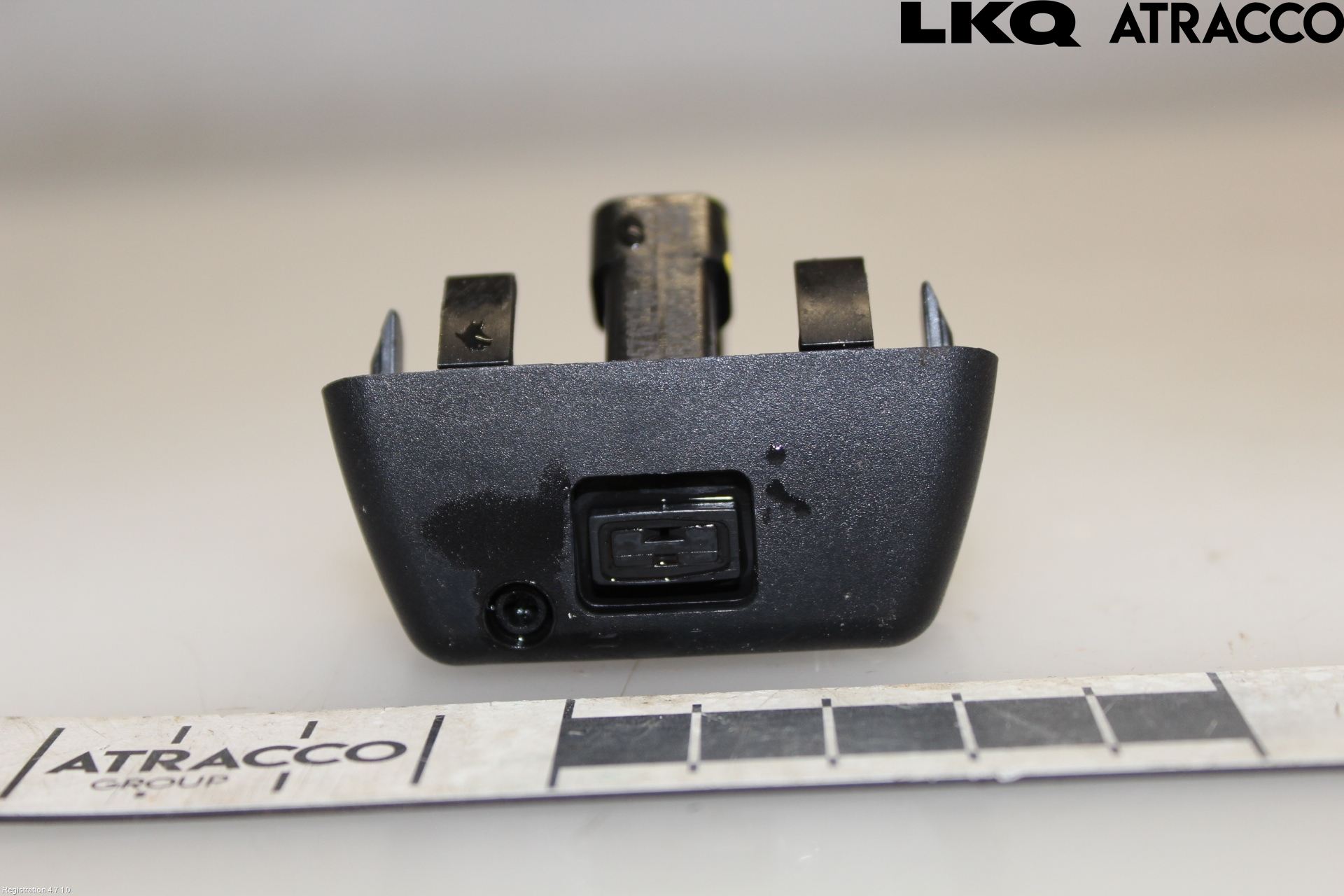 Opel CORSA F, CORSA-E 20- Spylerdyse Ruter
