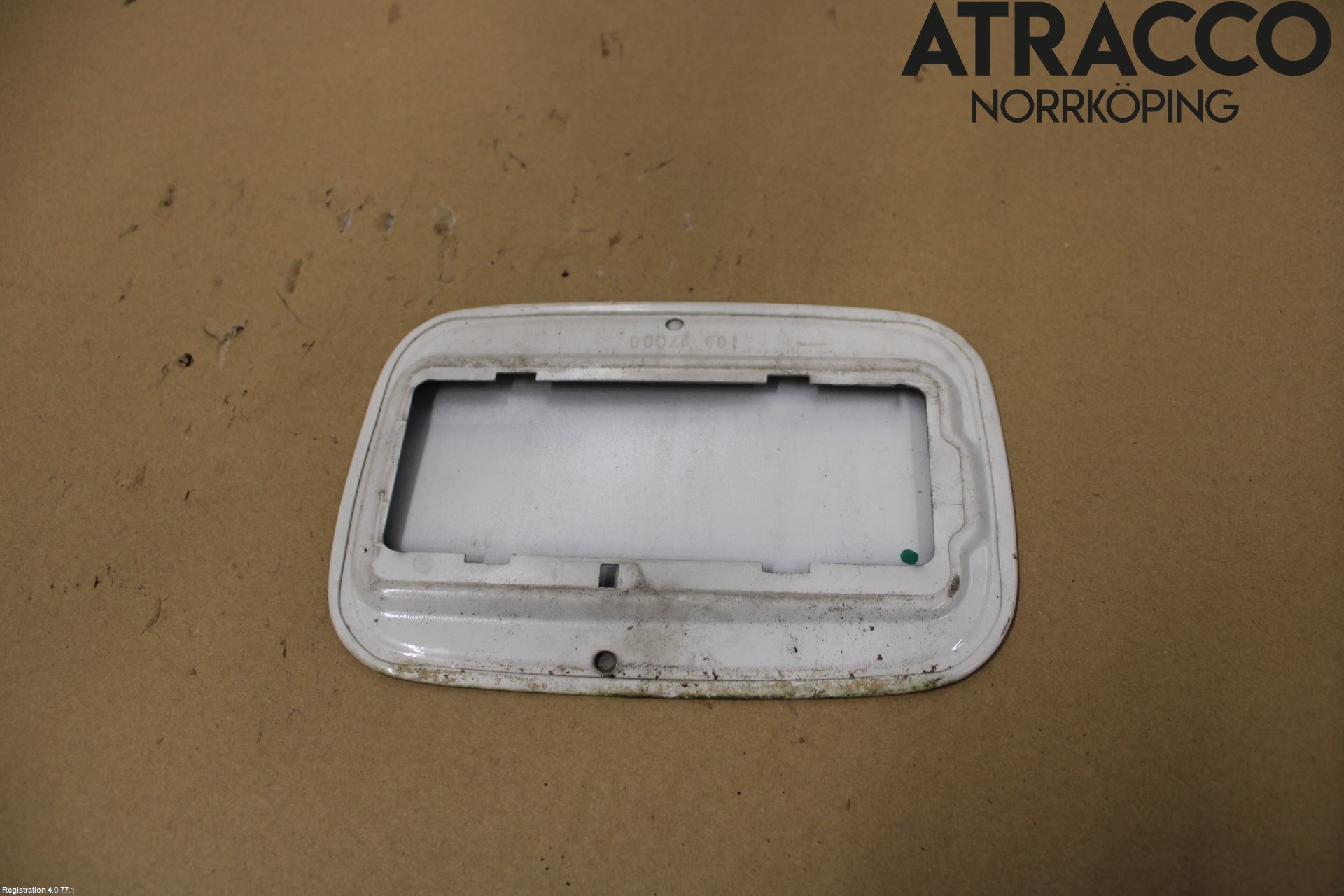 BMW X3 E83     03-10 Drivstoff Tankluke