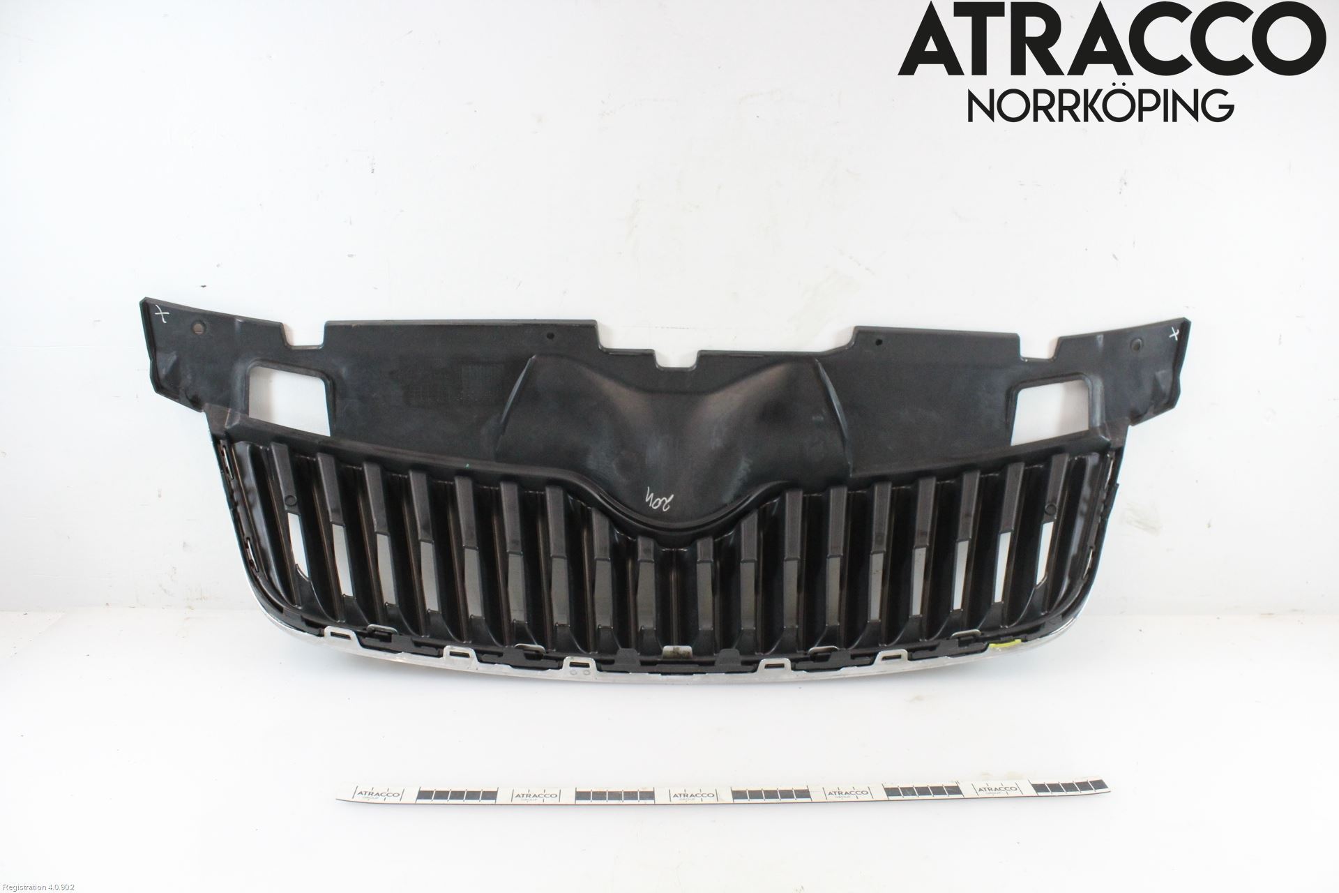 Skoda FABIA 07-14 Grill Komplett