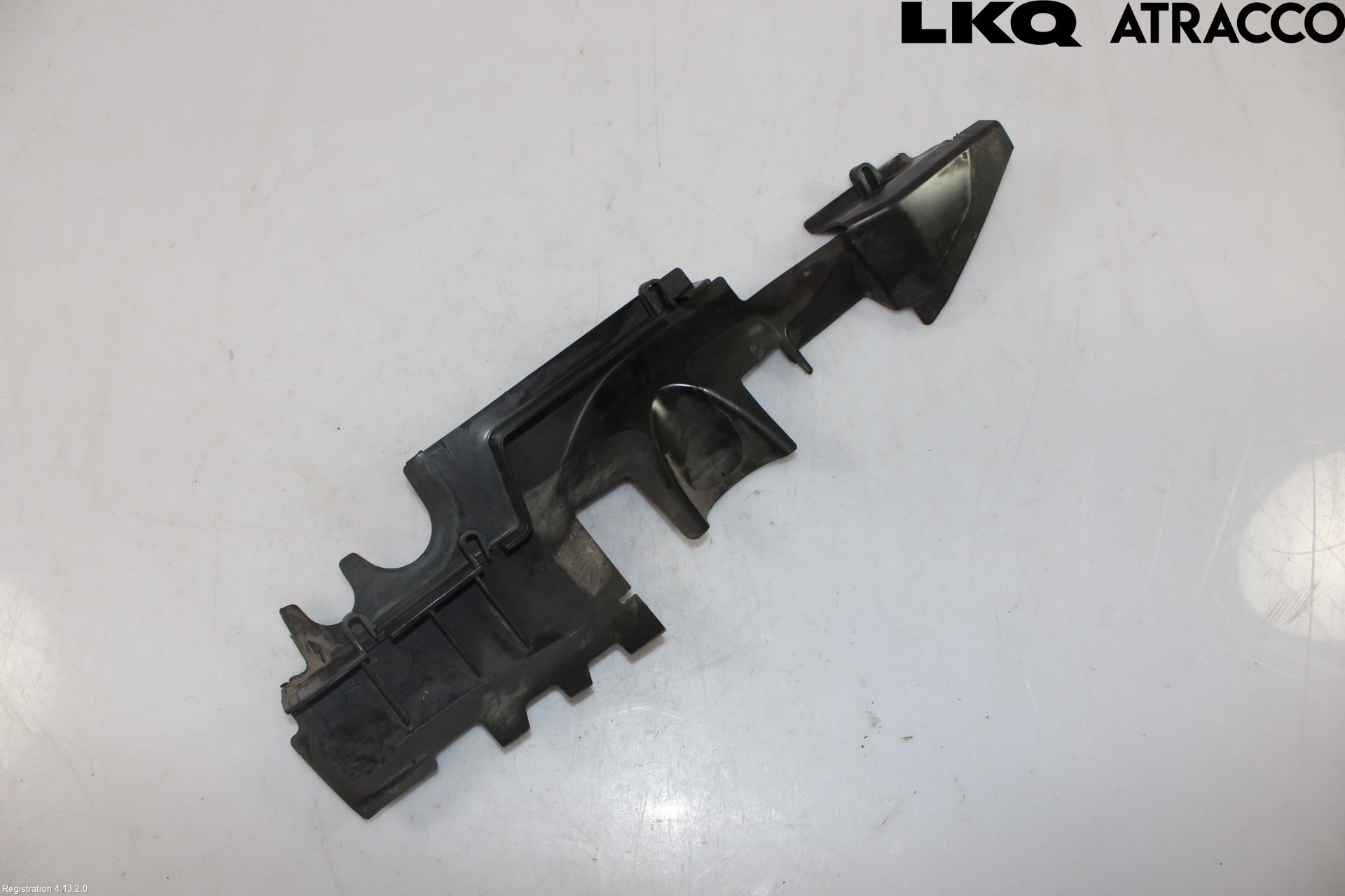 Volkswagen VW PASSAT 11-14 Luftstyring Front