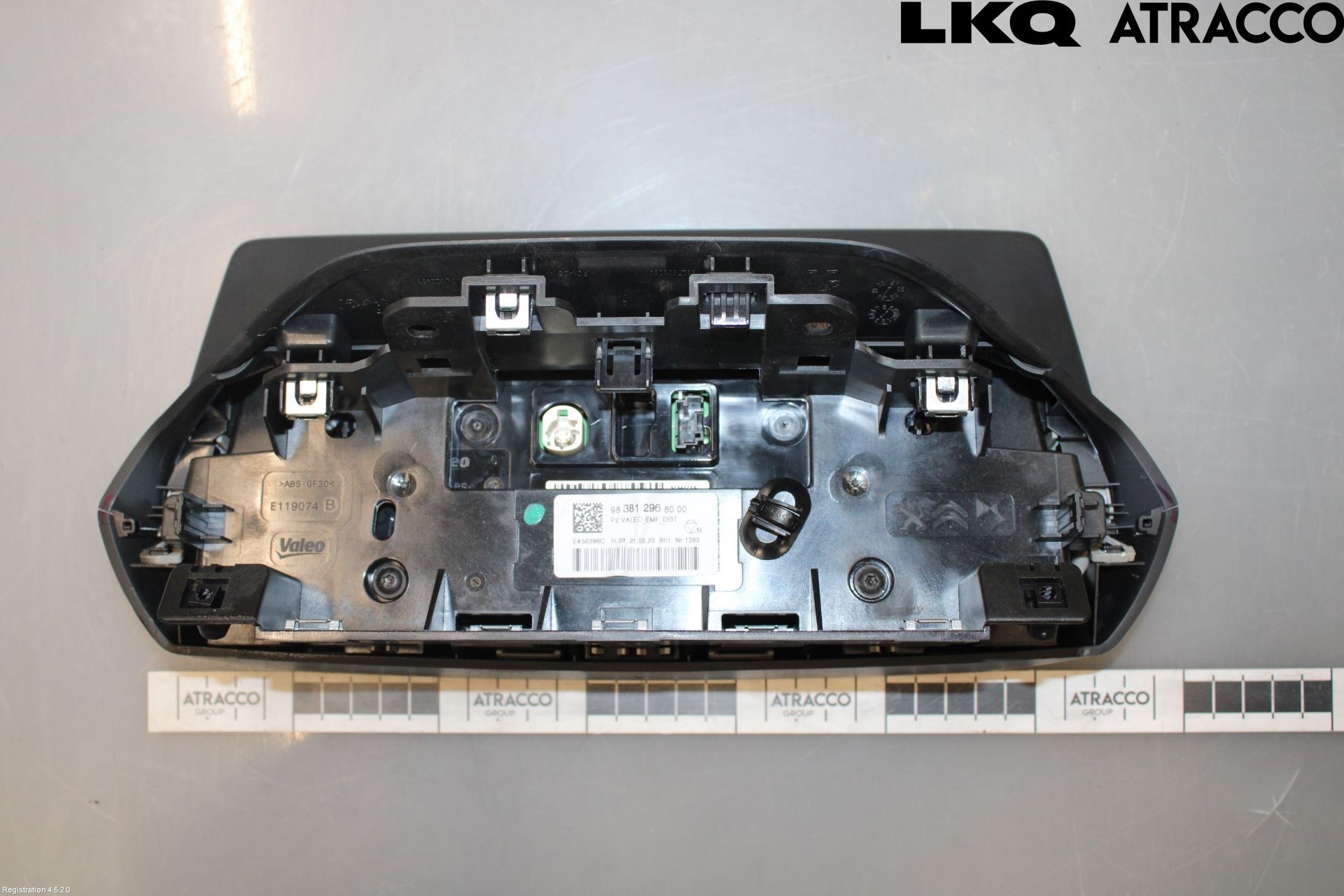 Peugeot 208/E-208 20- Instr Skjerm Dvd-Gps-Ac-Tlf