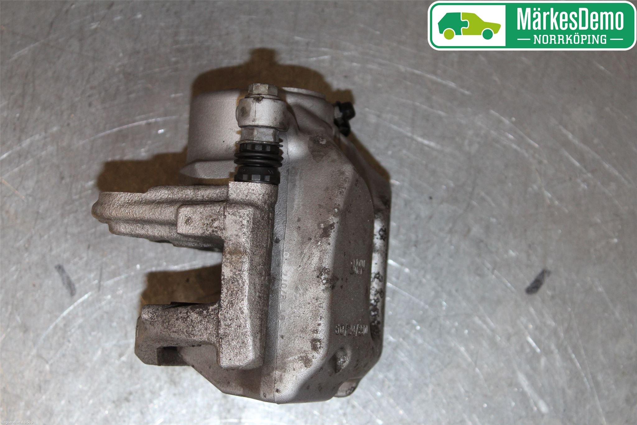 BMW 5 G30/G31/F90 17-23 Bremsecaliper Foran Høyre