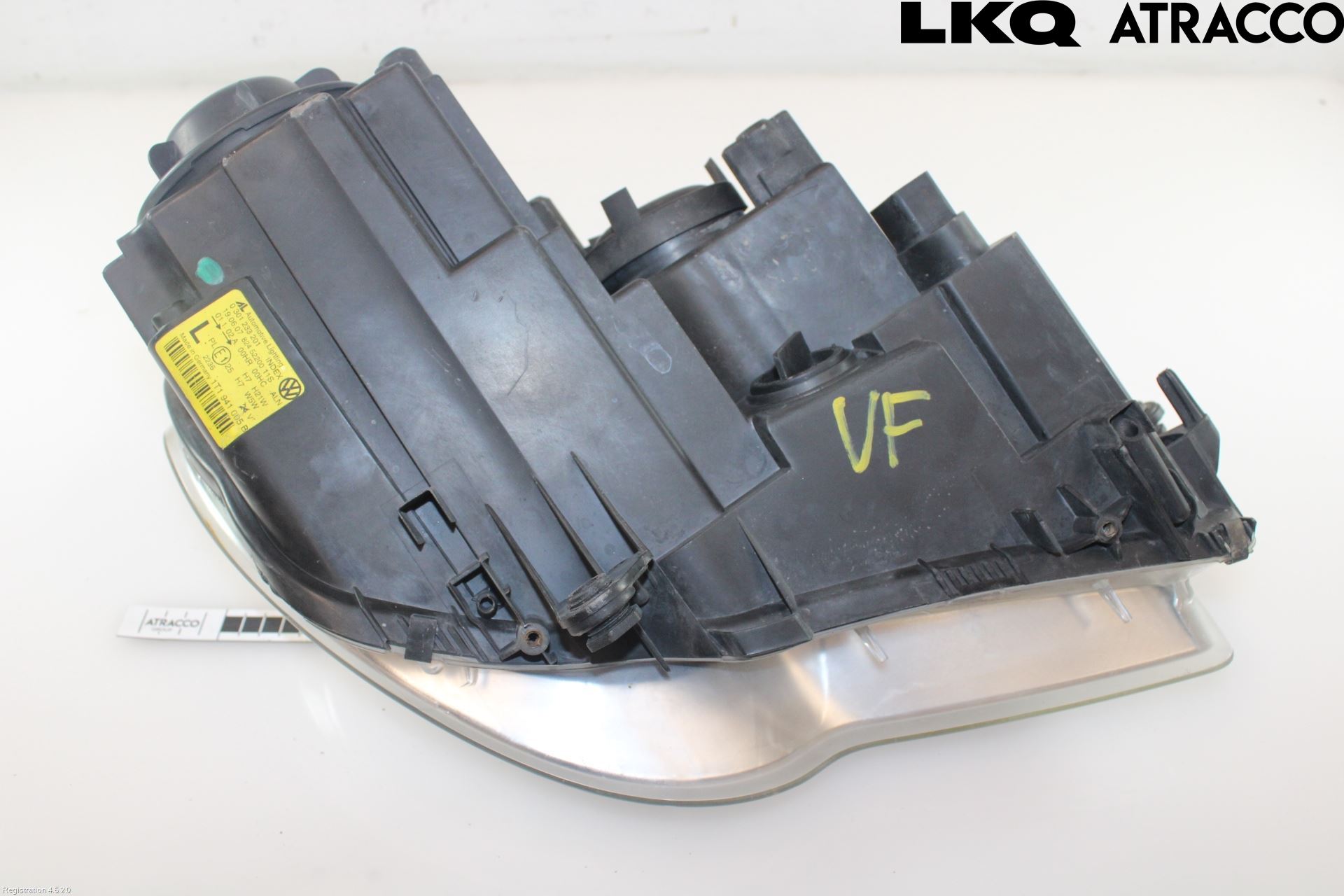 Volkswagen VW TOURAN 03-10 Frontlykt Venstre
