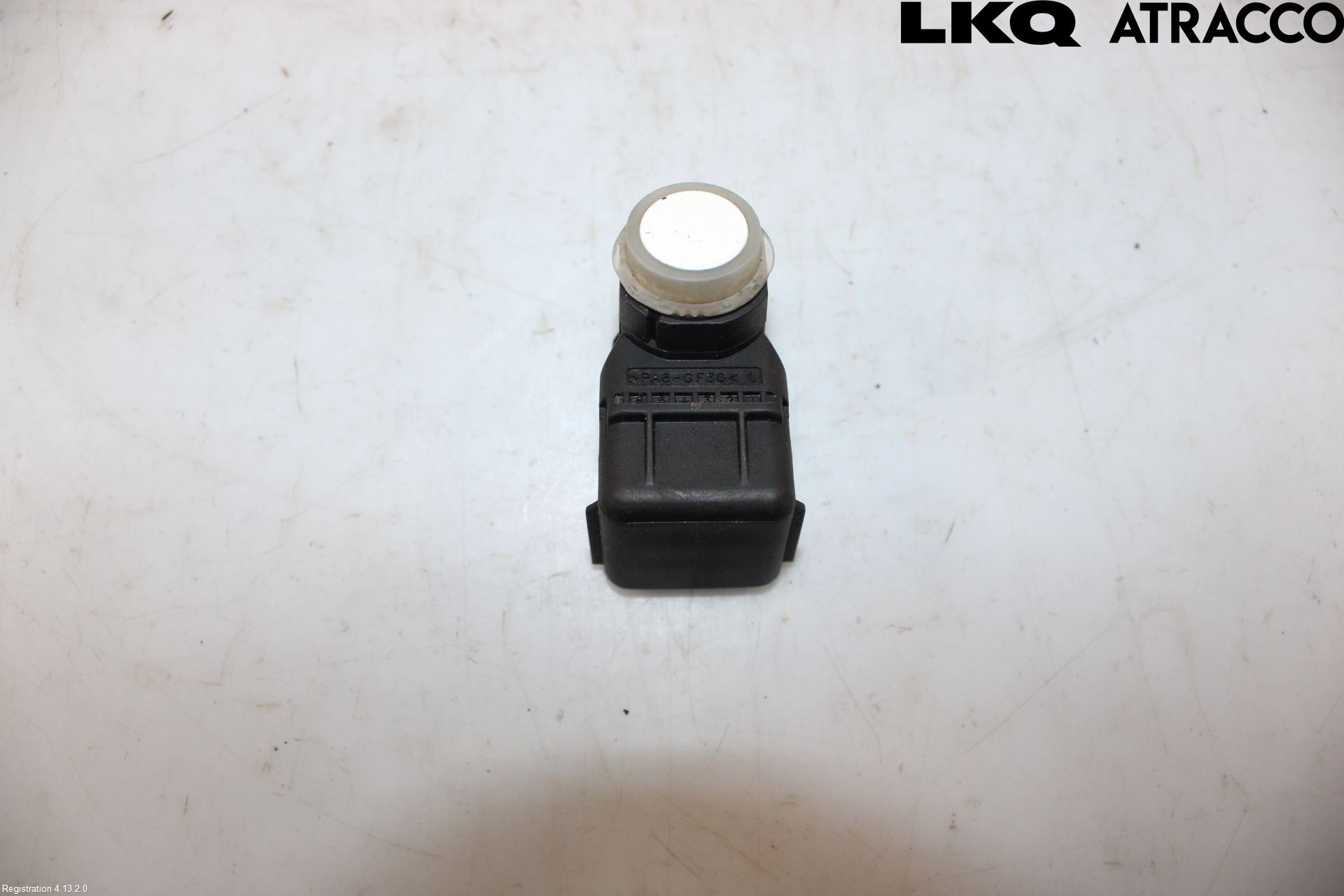 Hyundai i40 16-18 Sensor Parkering Front