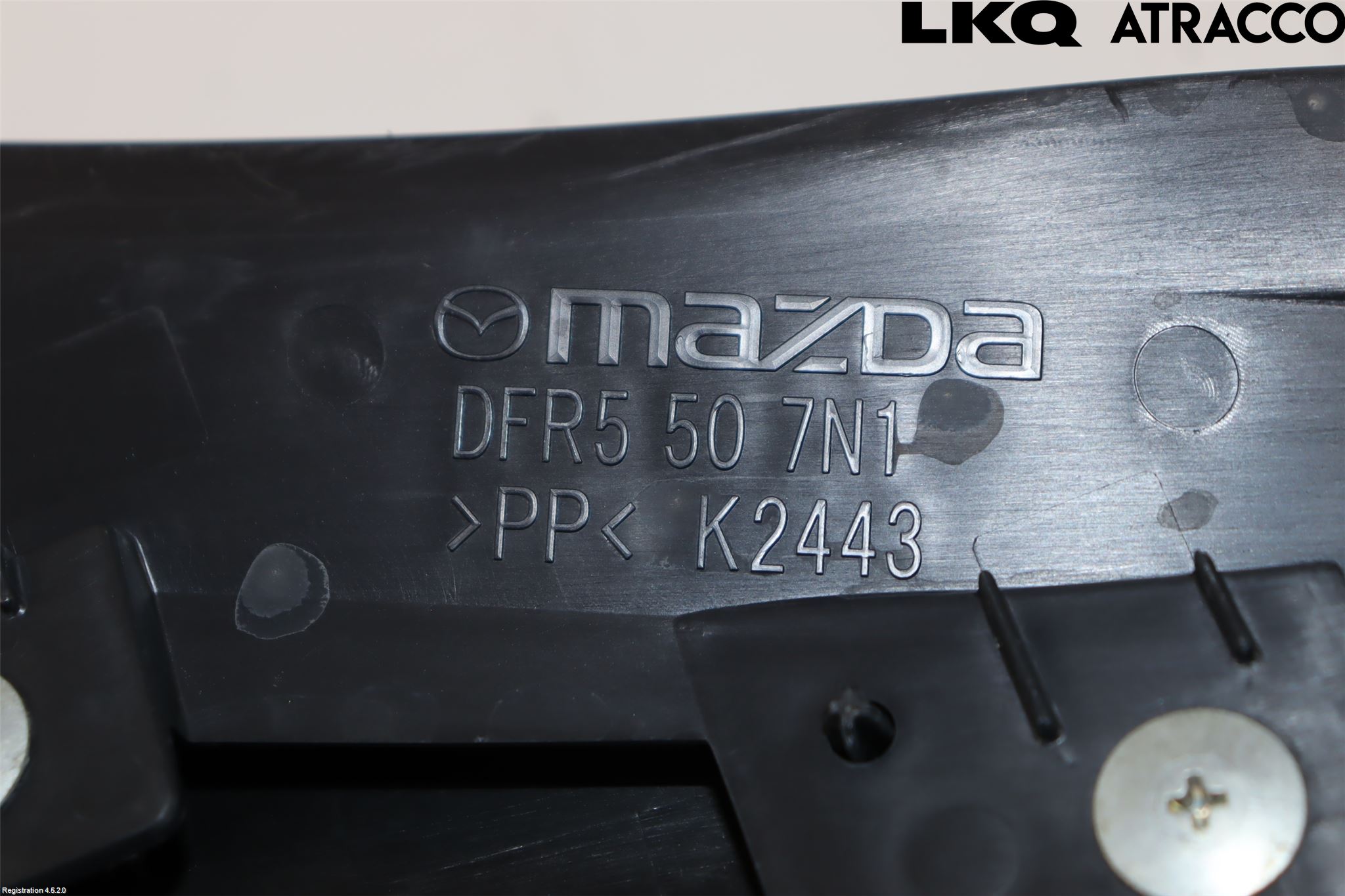 Mazda CX-30 20- Visker Deksel-Grill-Under Frr