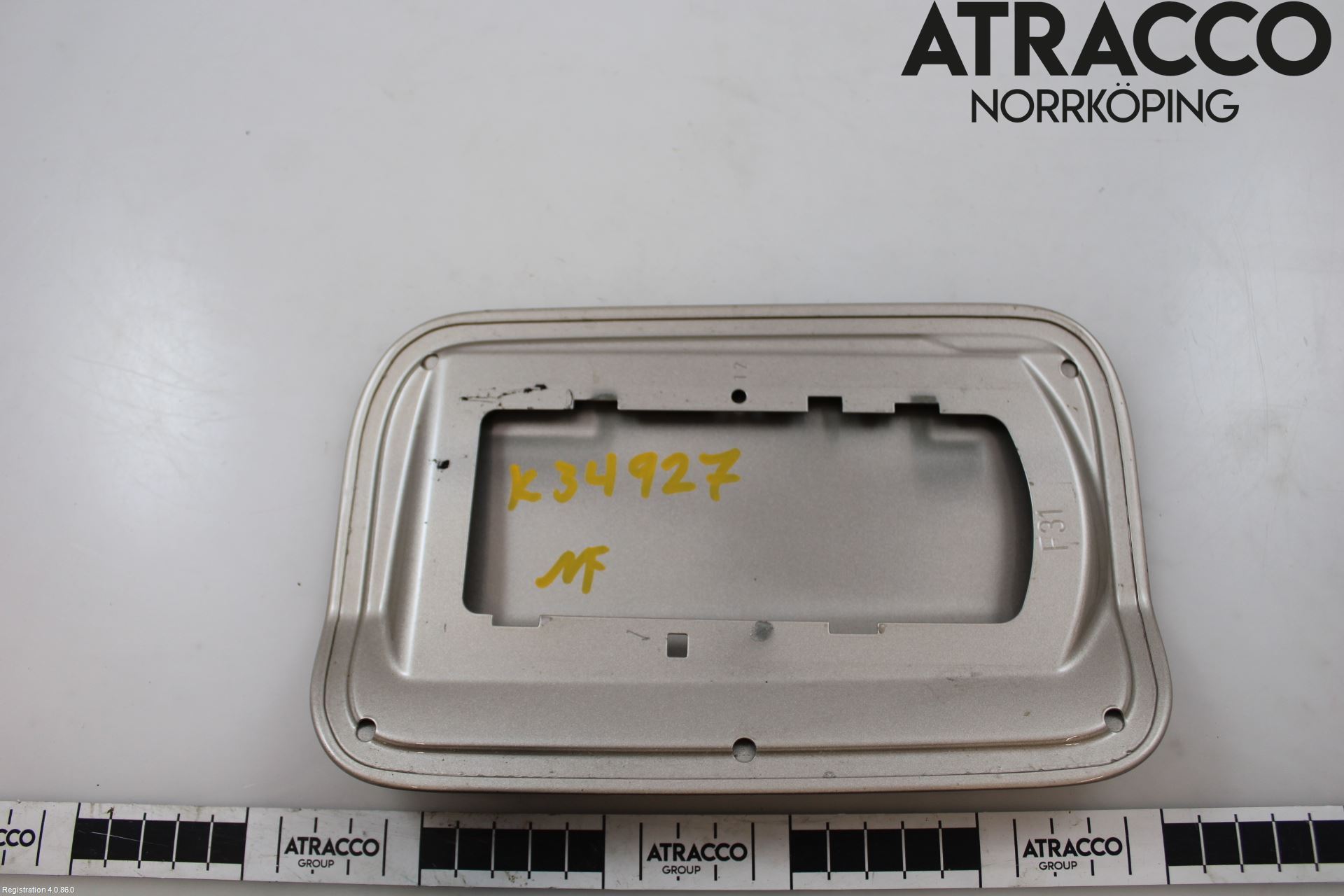 BMW 3 F30/F31/F80 12-19 Drivstoff Tankluke