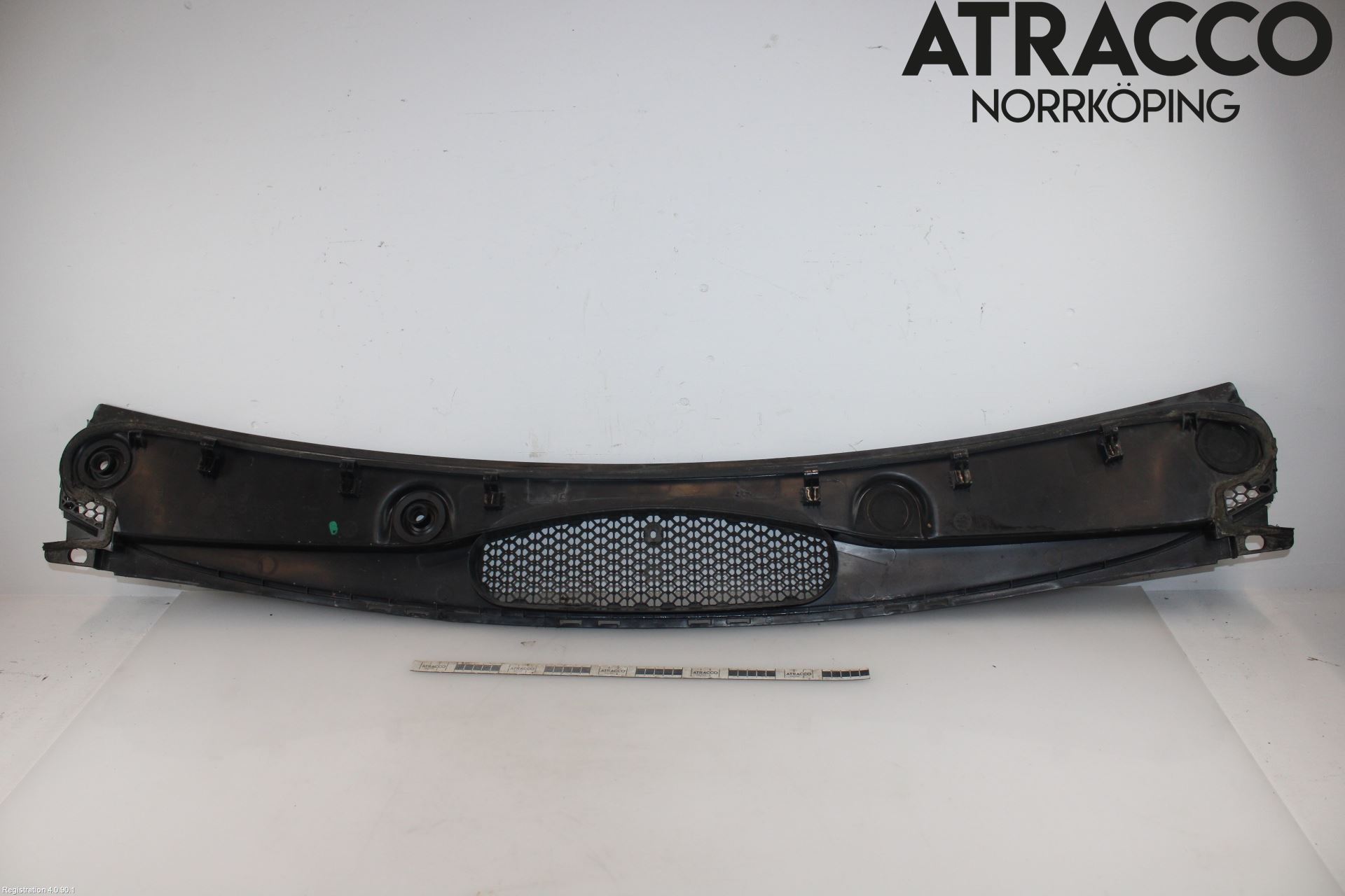Citroen BERLINGO 08-18 Visker Deksel-Grill-Under Frr