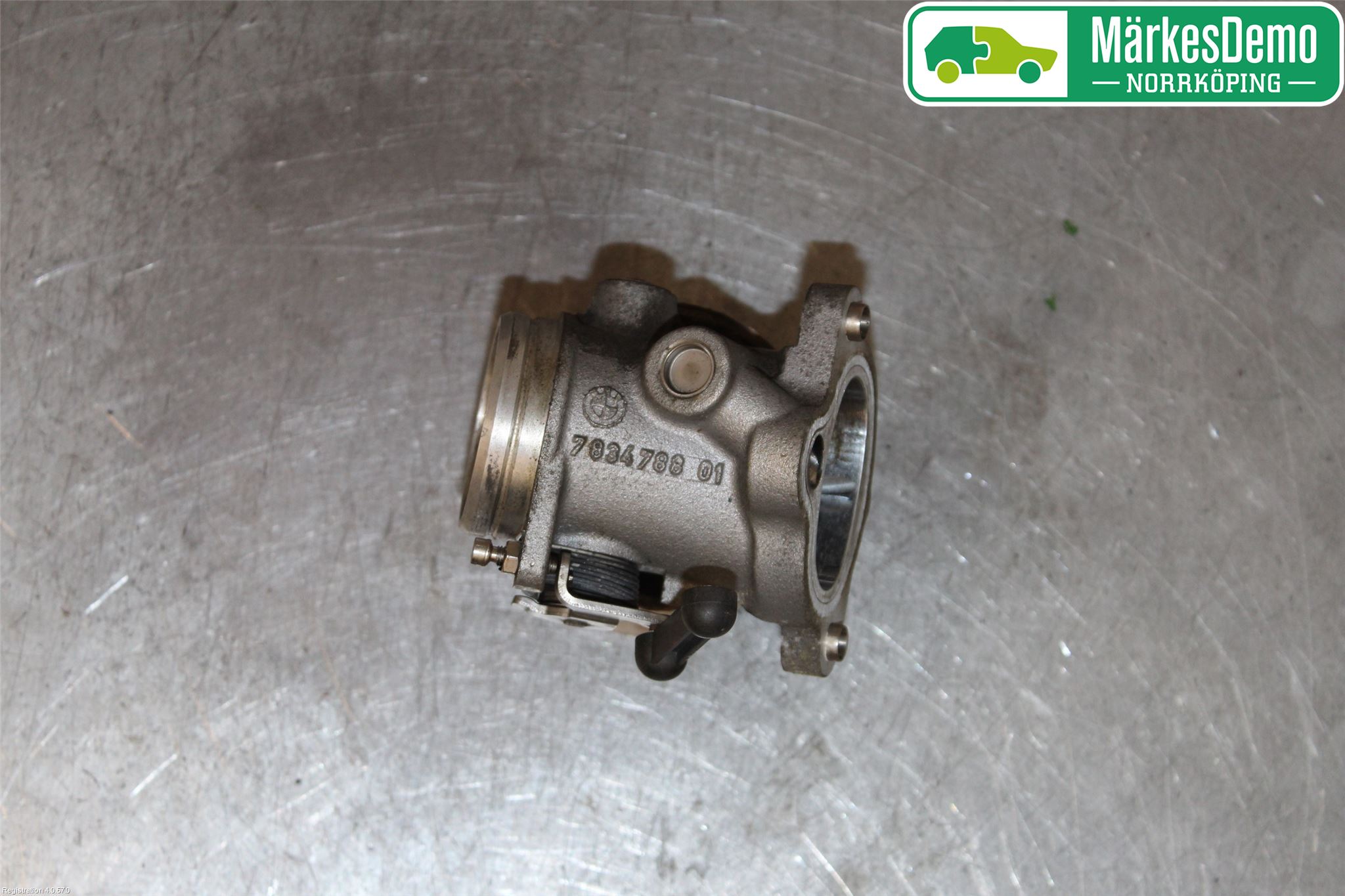 BMW 5 E60/61 Sed/Tou 02-10 Inns Spjeldhus