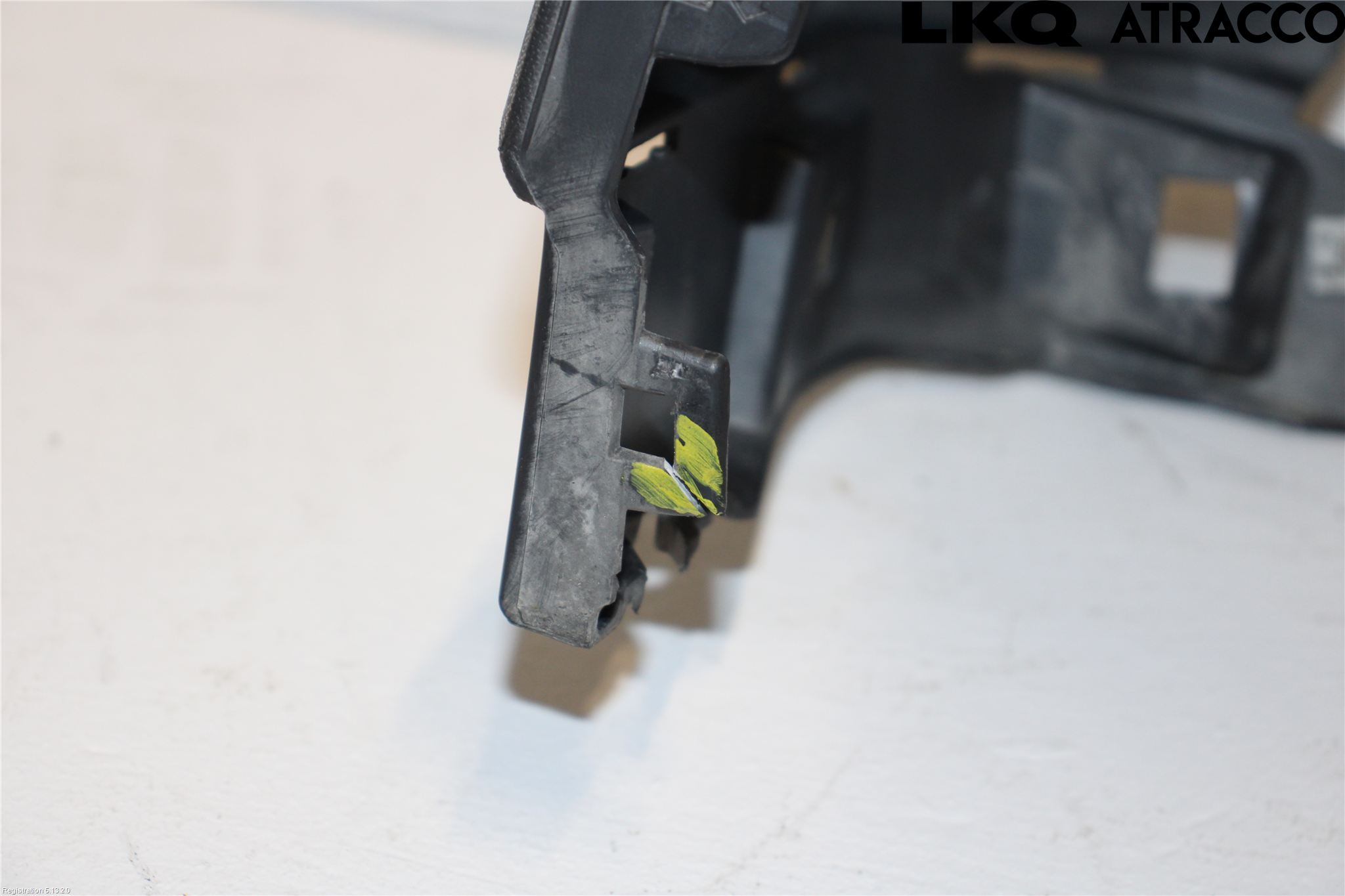 Volkswagen VW TIGUAN 24- Spoiler Bak