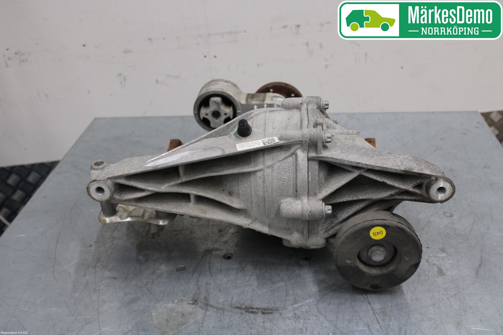 Audi A4/S4 B9 16-19 Bakaksel Kardang Bak -Diff