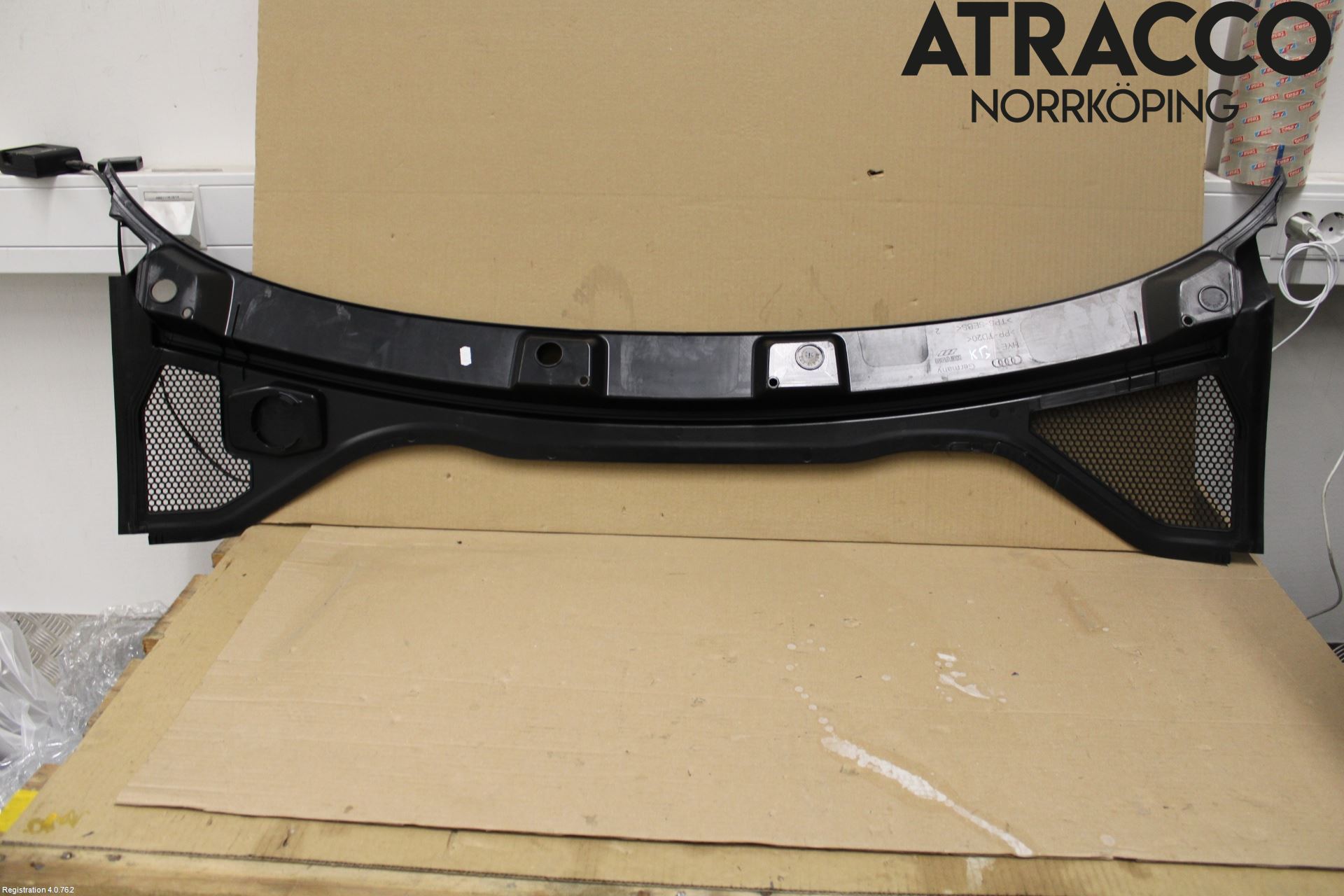 Audi A3/S3 8Y 21- Visker Deksel-Grill-Under Frr