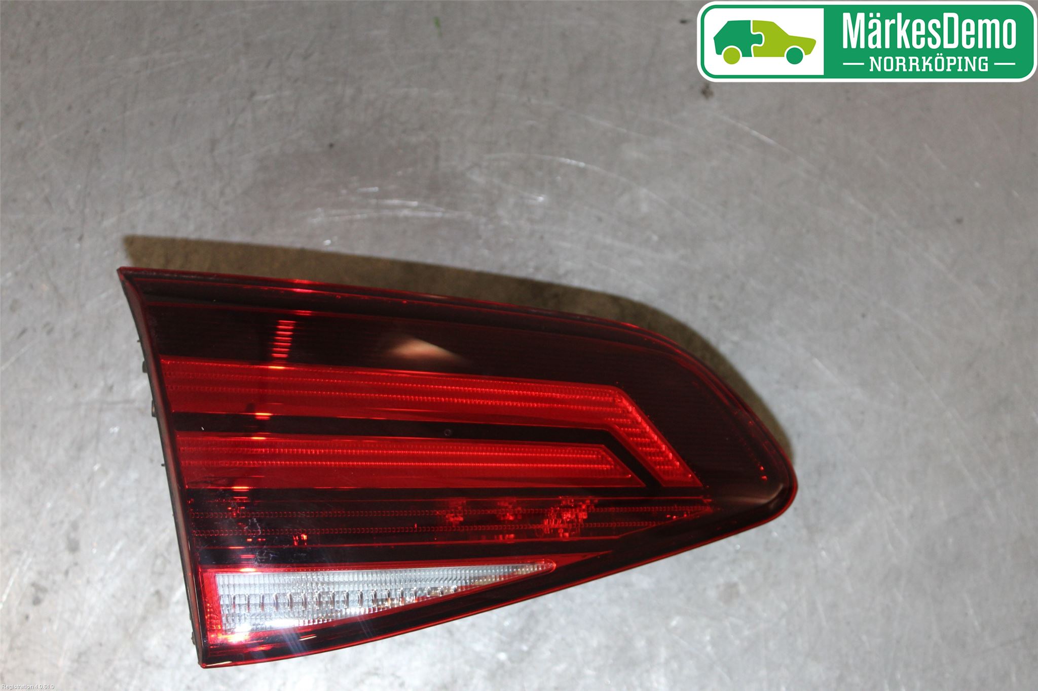 Volkswagen VW GOLF / E-GOLF VII 13-20 Baklykt Venstre  På Luke(Indre