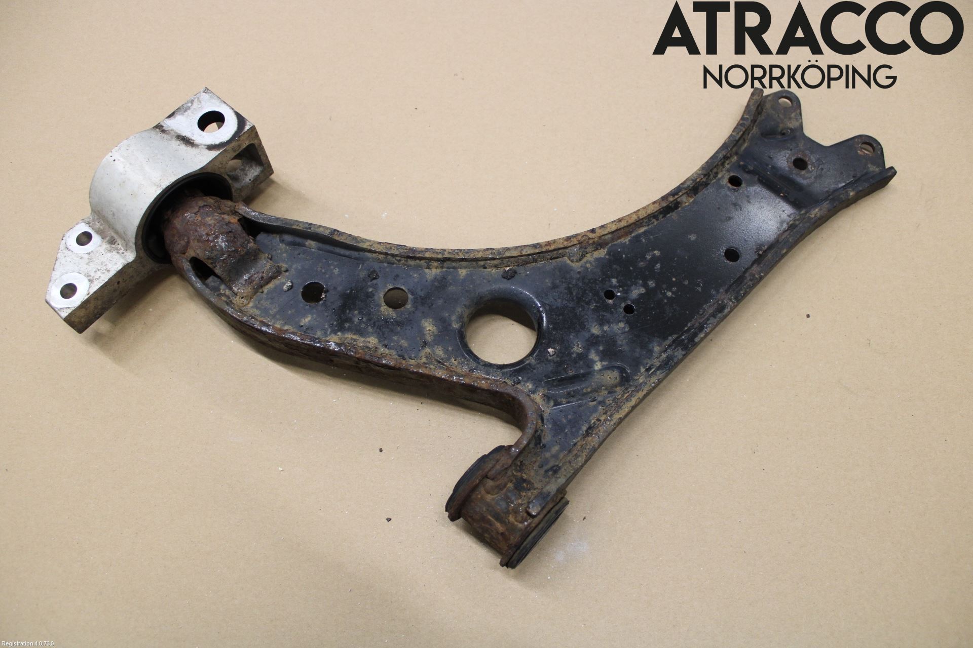 Volkswagen VW GOLF VI 09-13 Bærearm Foran Venstre Nedre