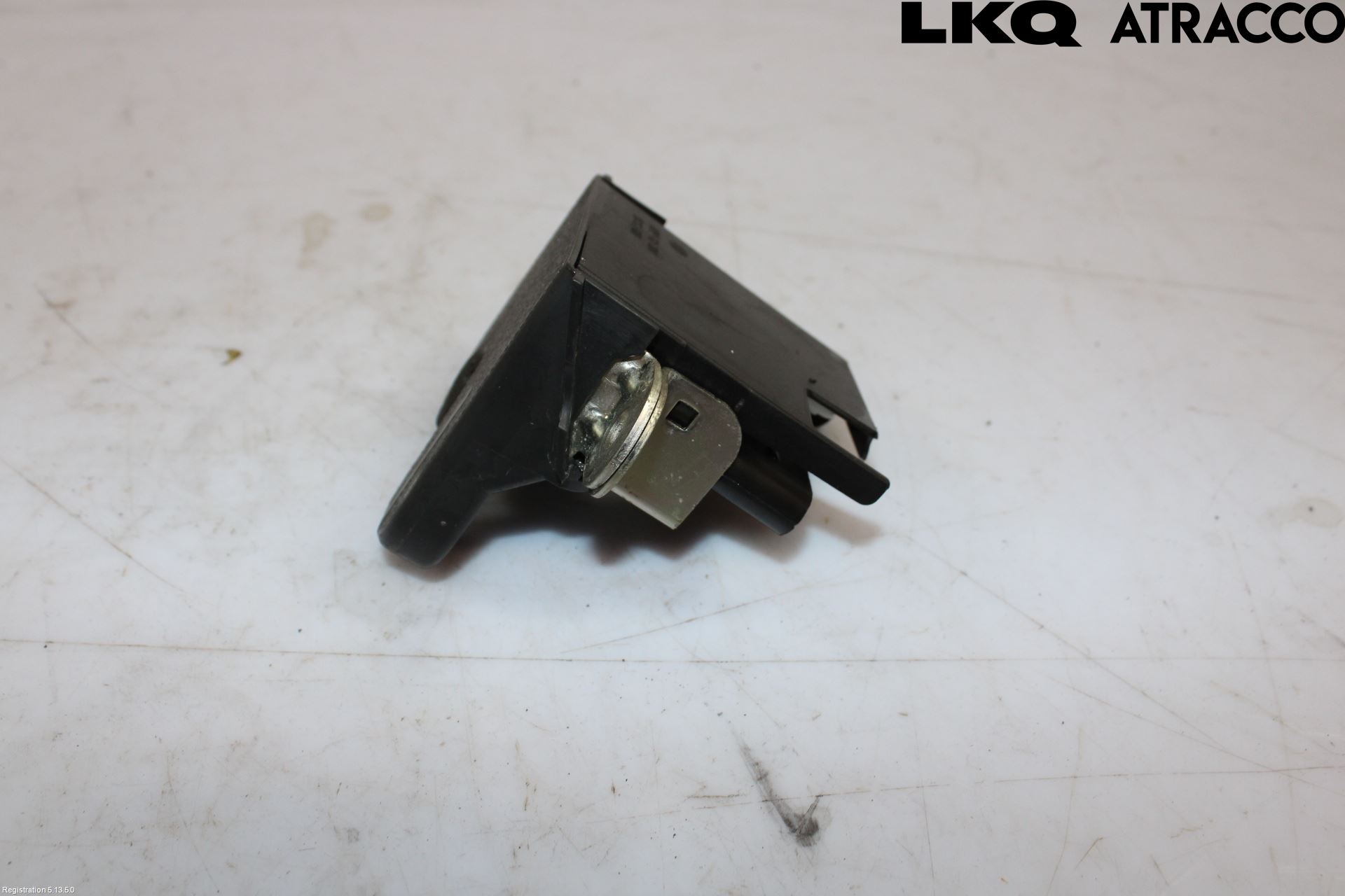 Volkswagen VW GOLF VI 09-13 Bakluke-Lokk Låsekasse